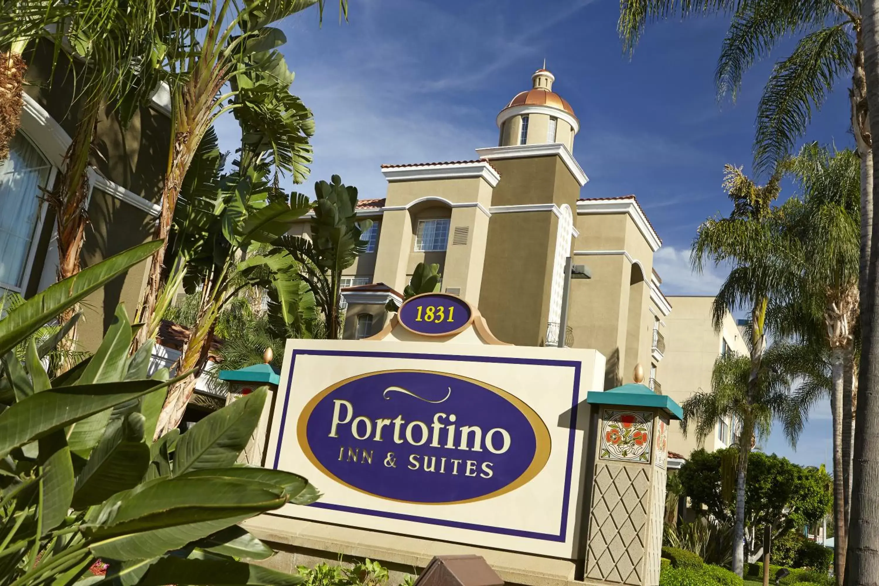 Facade/entrance, Property Building in Portofino Inn and Suites Anaheim Hotel