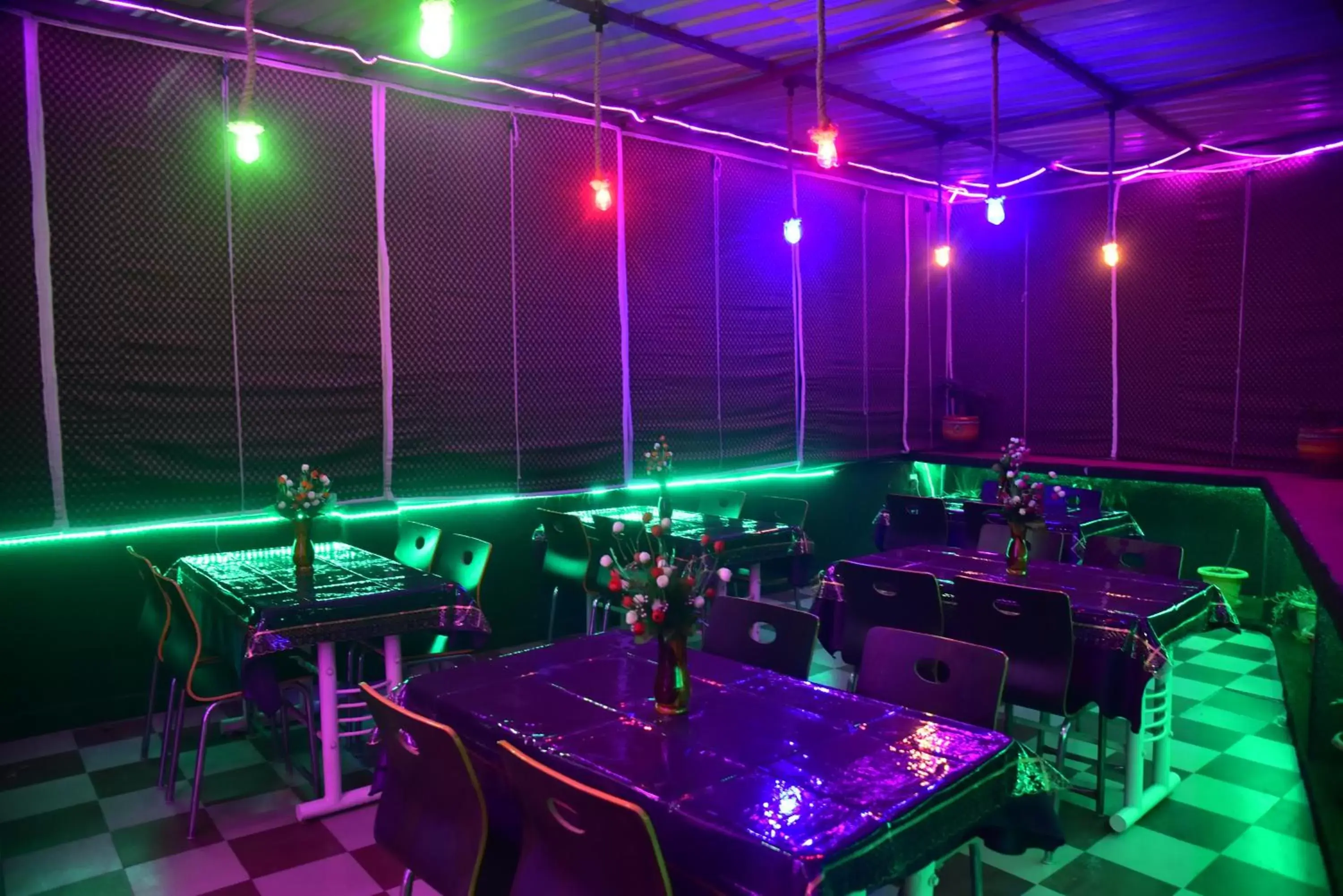 Restaurant/places to eat in The Park View Hotel Restaurant/places to eat in The Park View Hotel