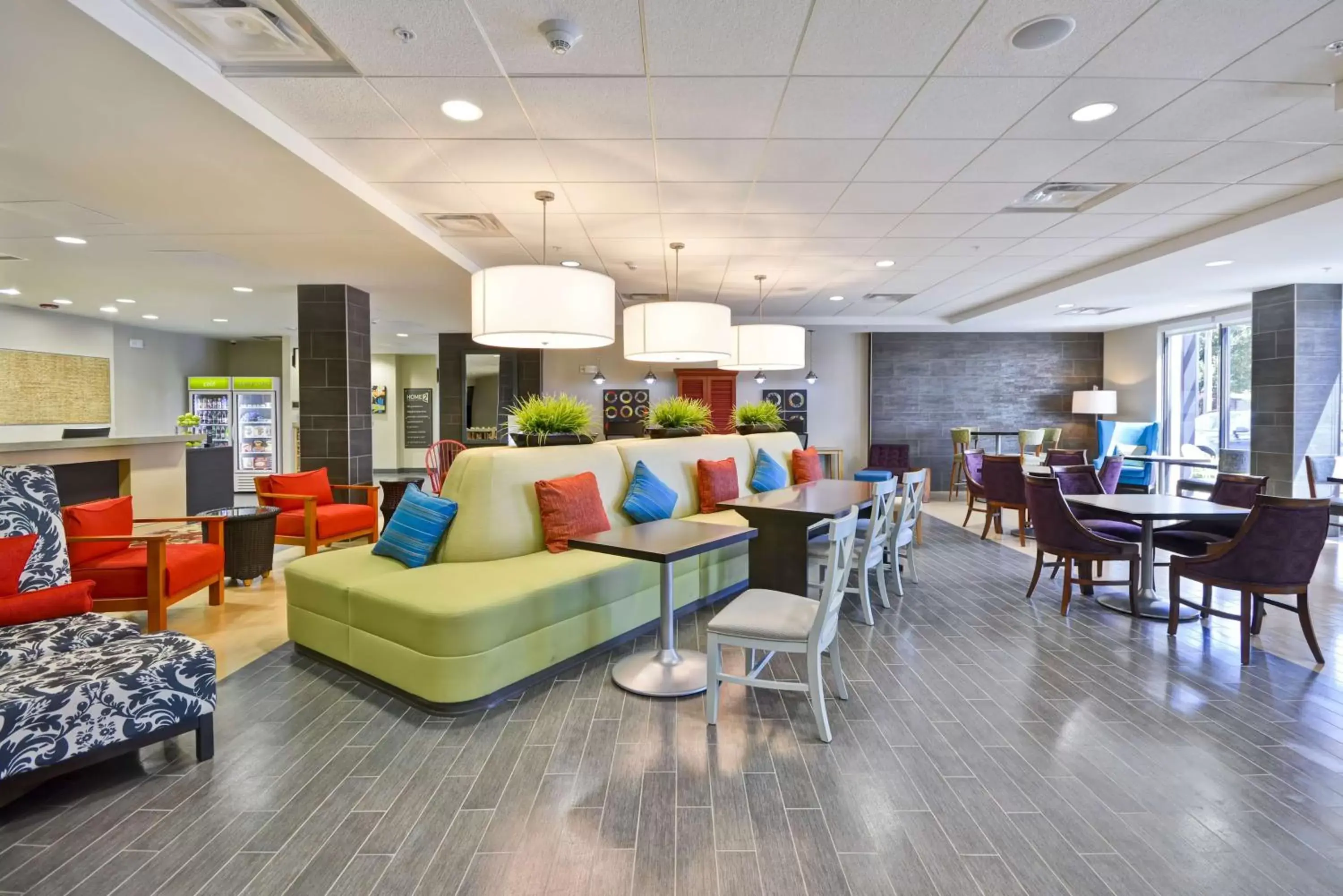 Lobby or reception in Home2 Suites By Hilton Decatur Ingalls Harbor