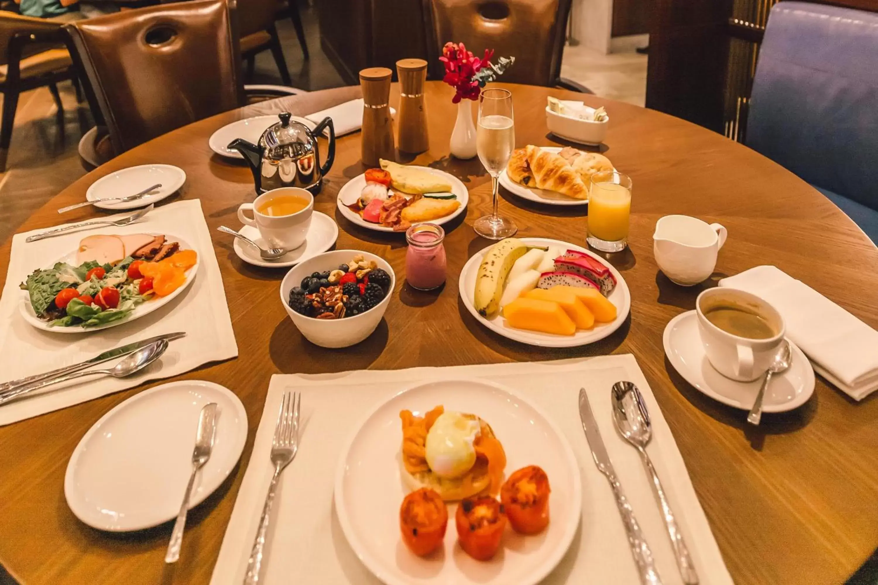 Breakfast in The Capitol Kempinski Hotel Singapore