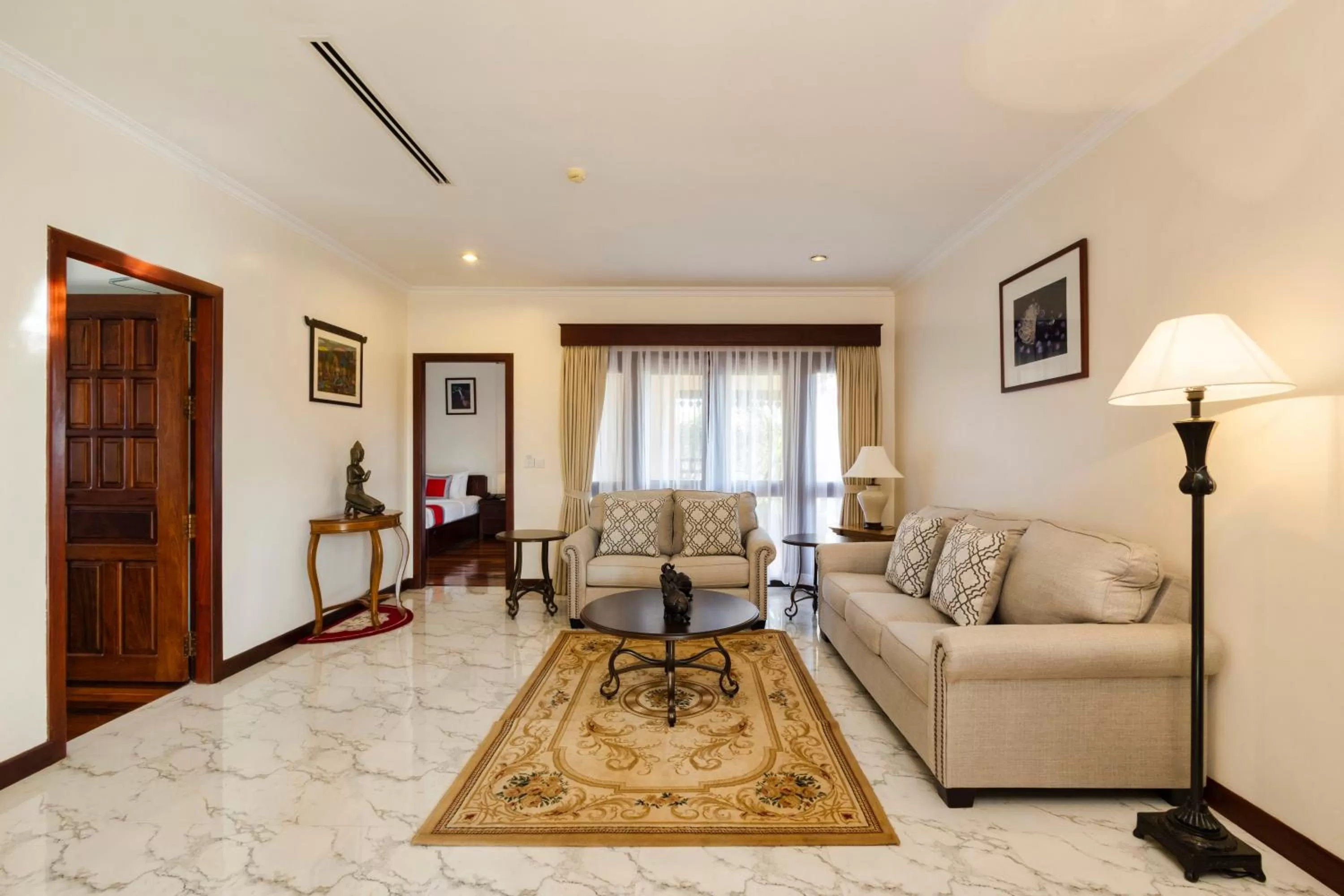 Living room in Saem Siemreap Hotel