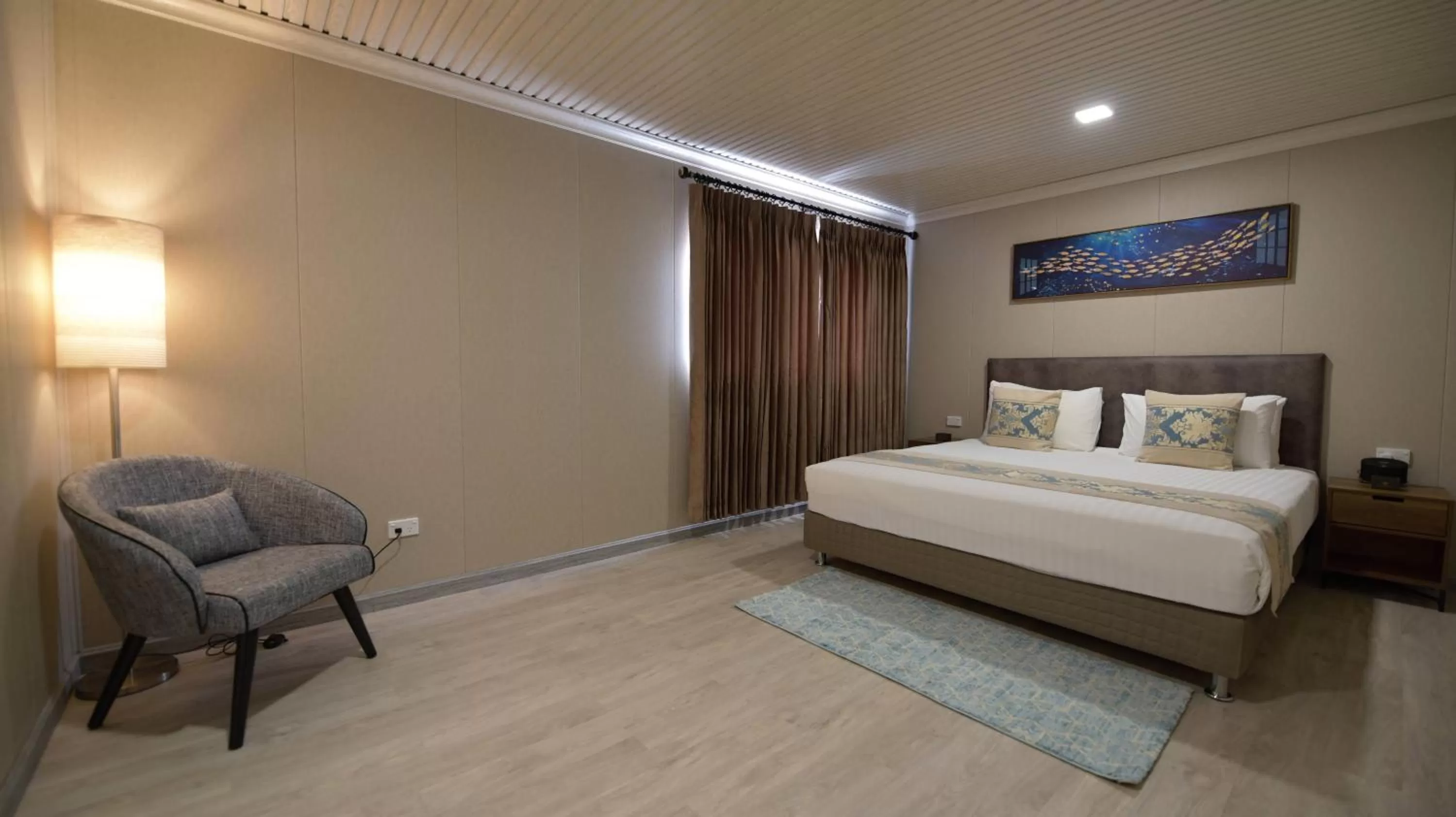 Bed in Regal Residency