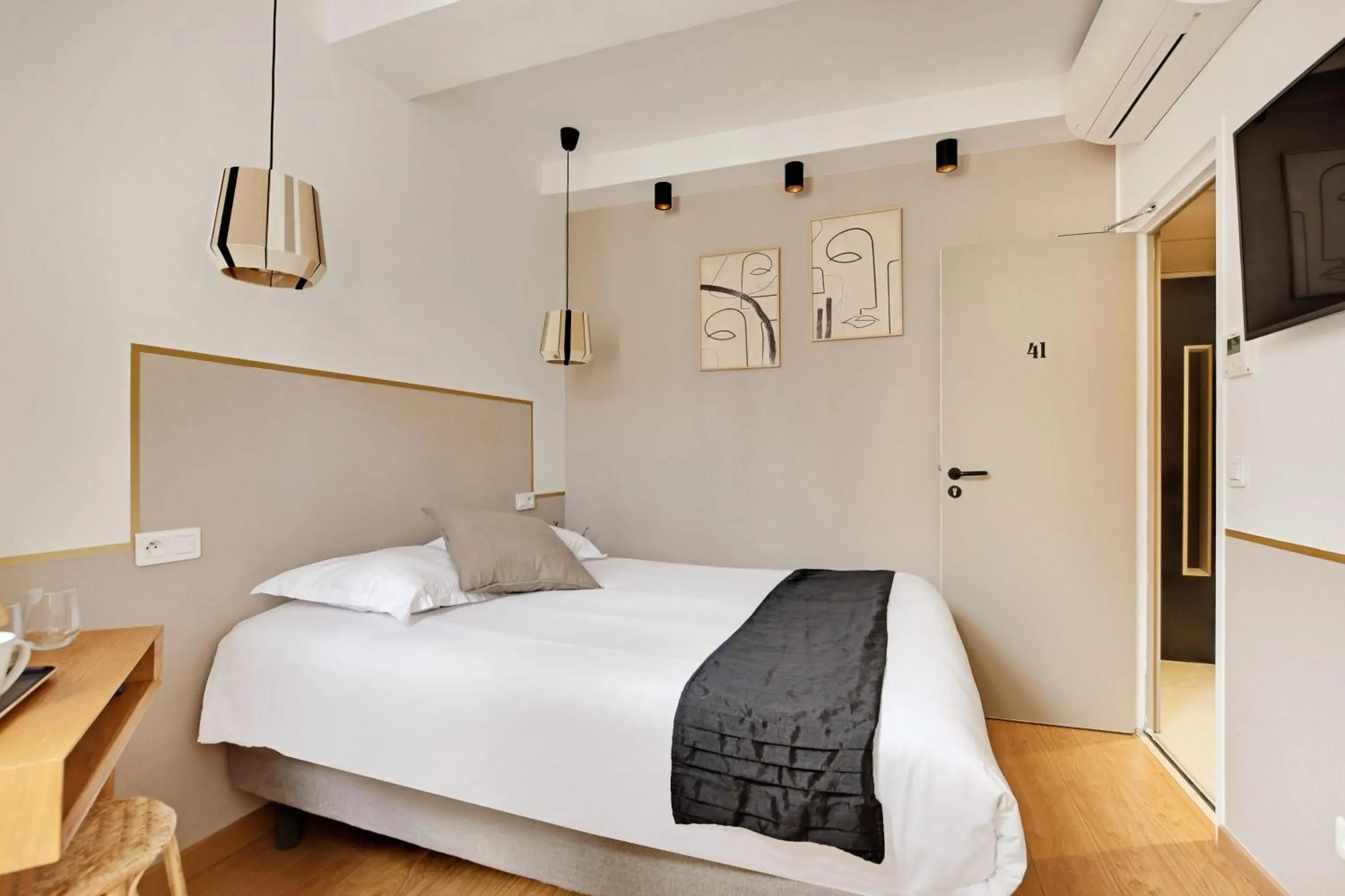Bedroom, Bed in Hotel Trema