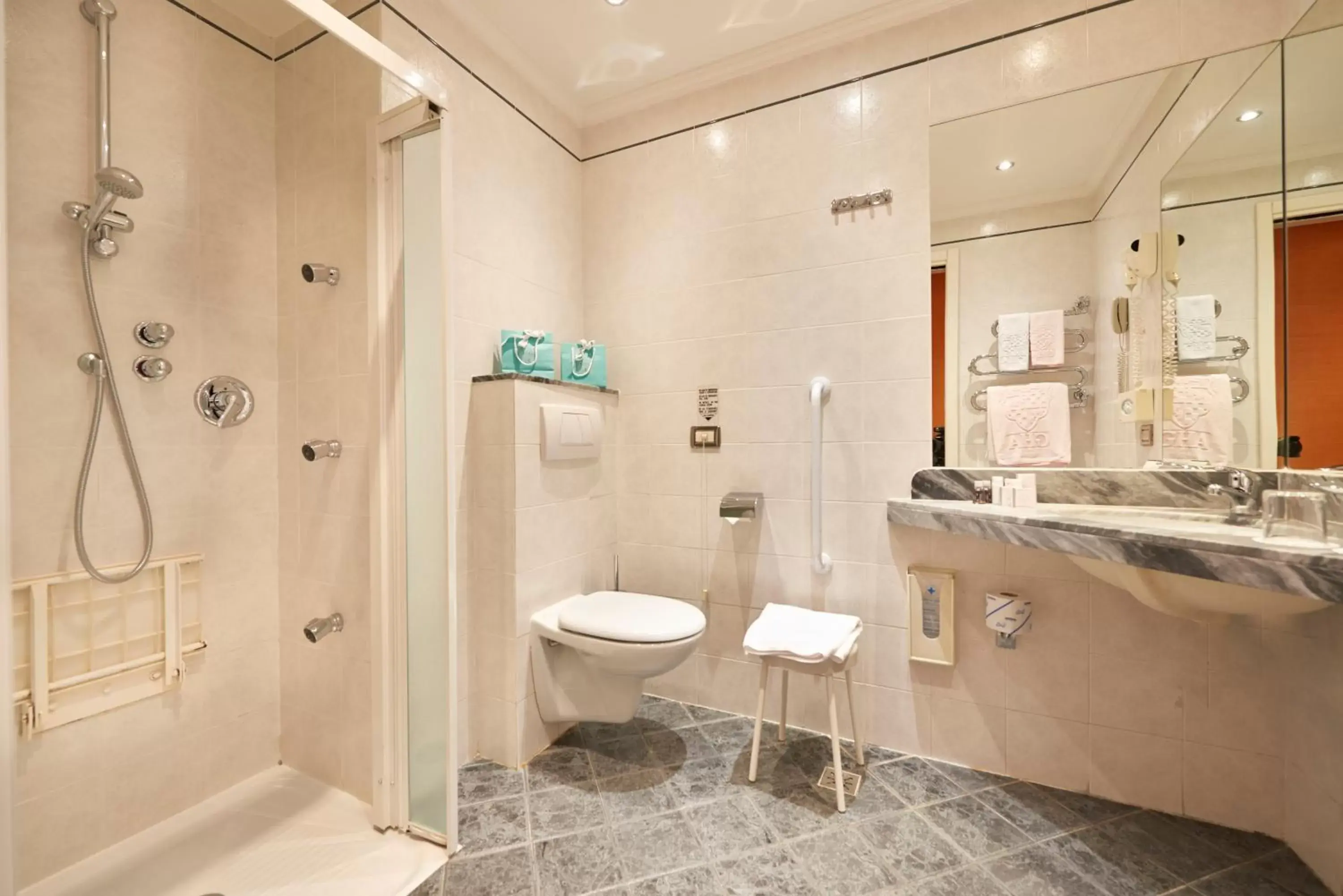 Bathroom in Grand Hotel Adriatico