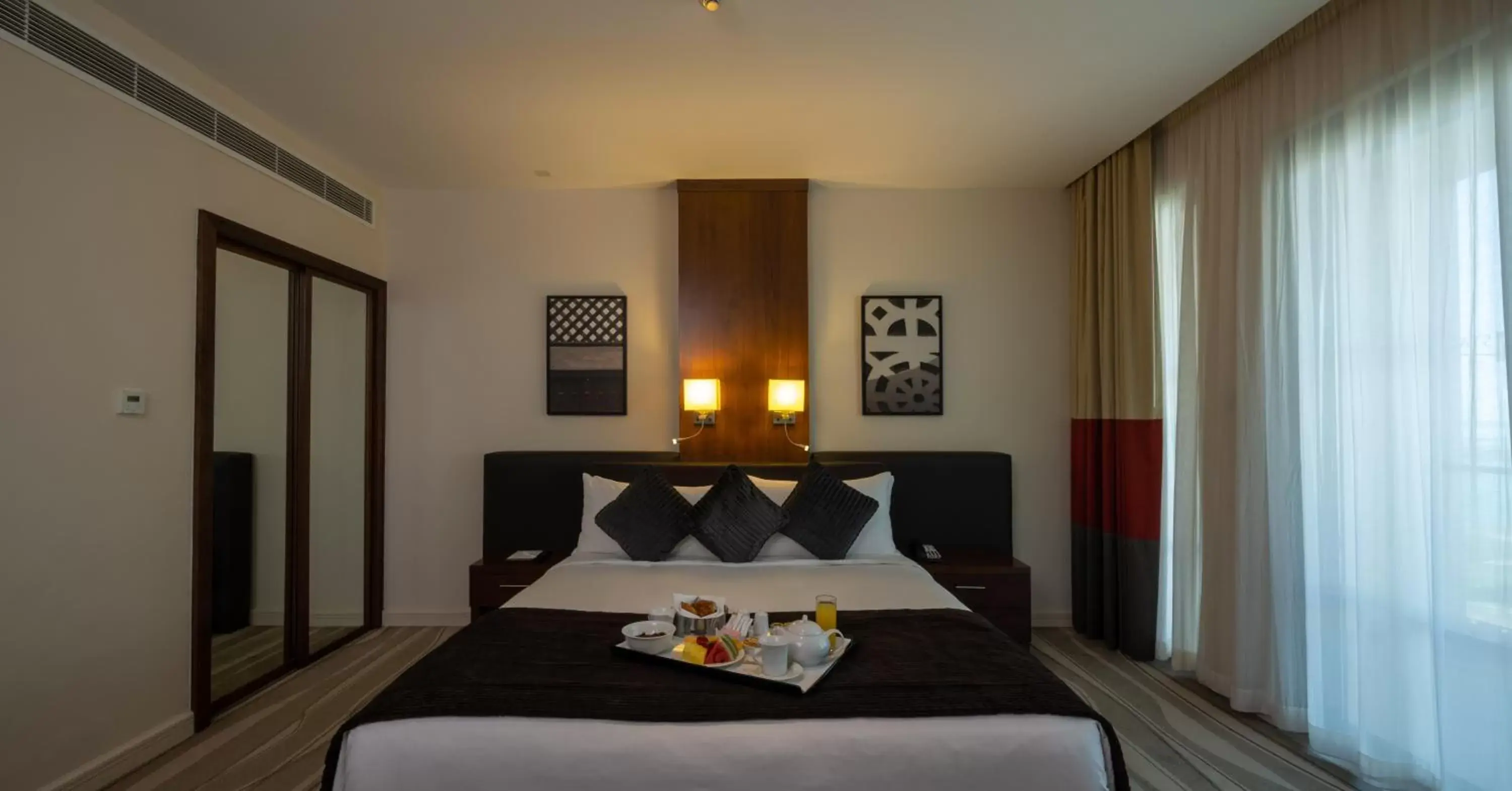 Bed in Staybridge Suites Yas Island Abu Dhabi by IHG Bed in Staybridge Suites Yas Island Abu Dhabi by IHG