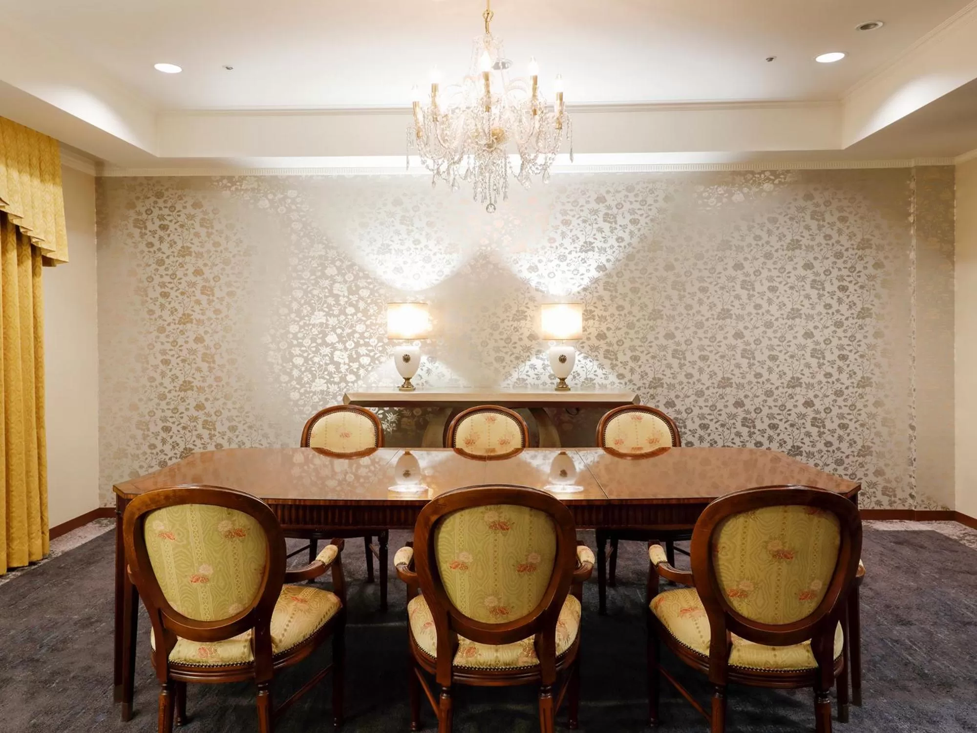 Living room in Premier Hotel -Tsubaki- Sapporo