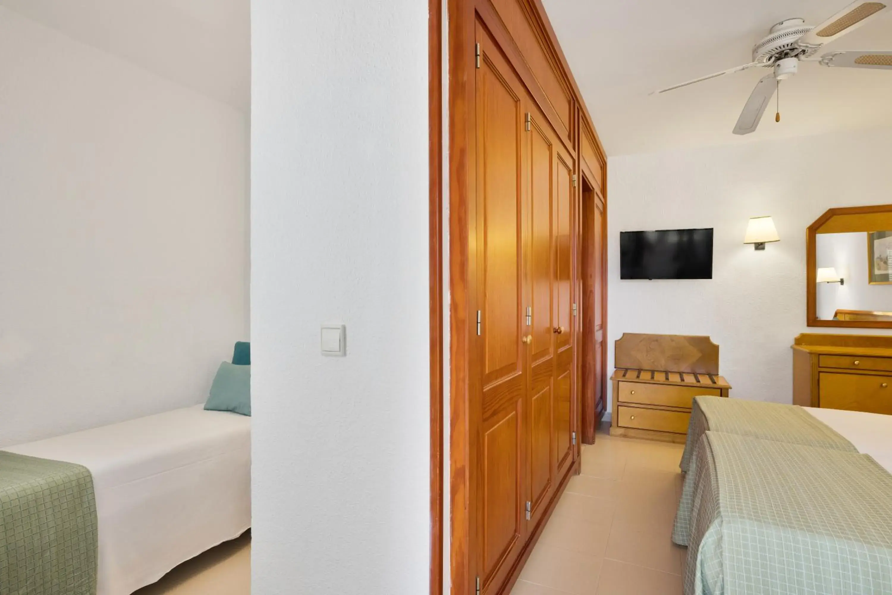 Bed in Hotel Cala Romantica Mallorca
