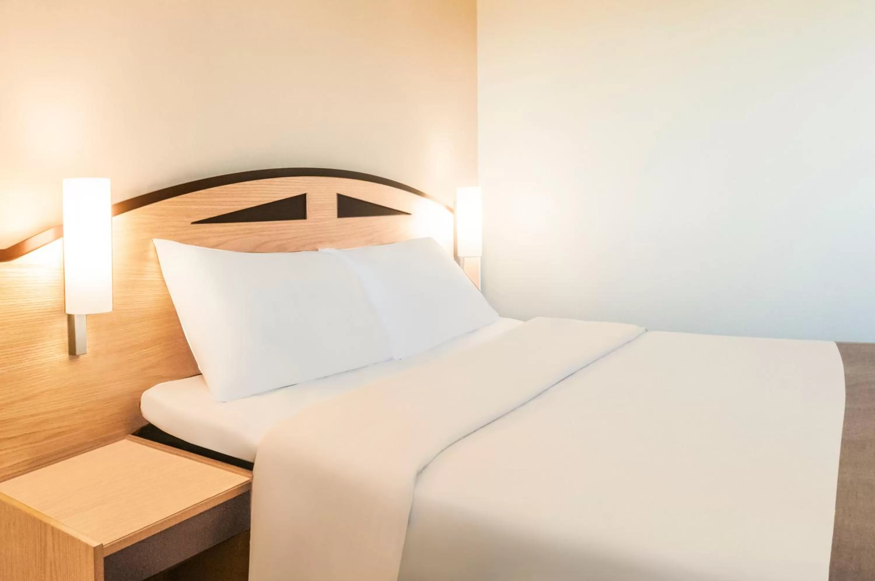 Bed in ibis Chesterfield North - Barlborough