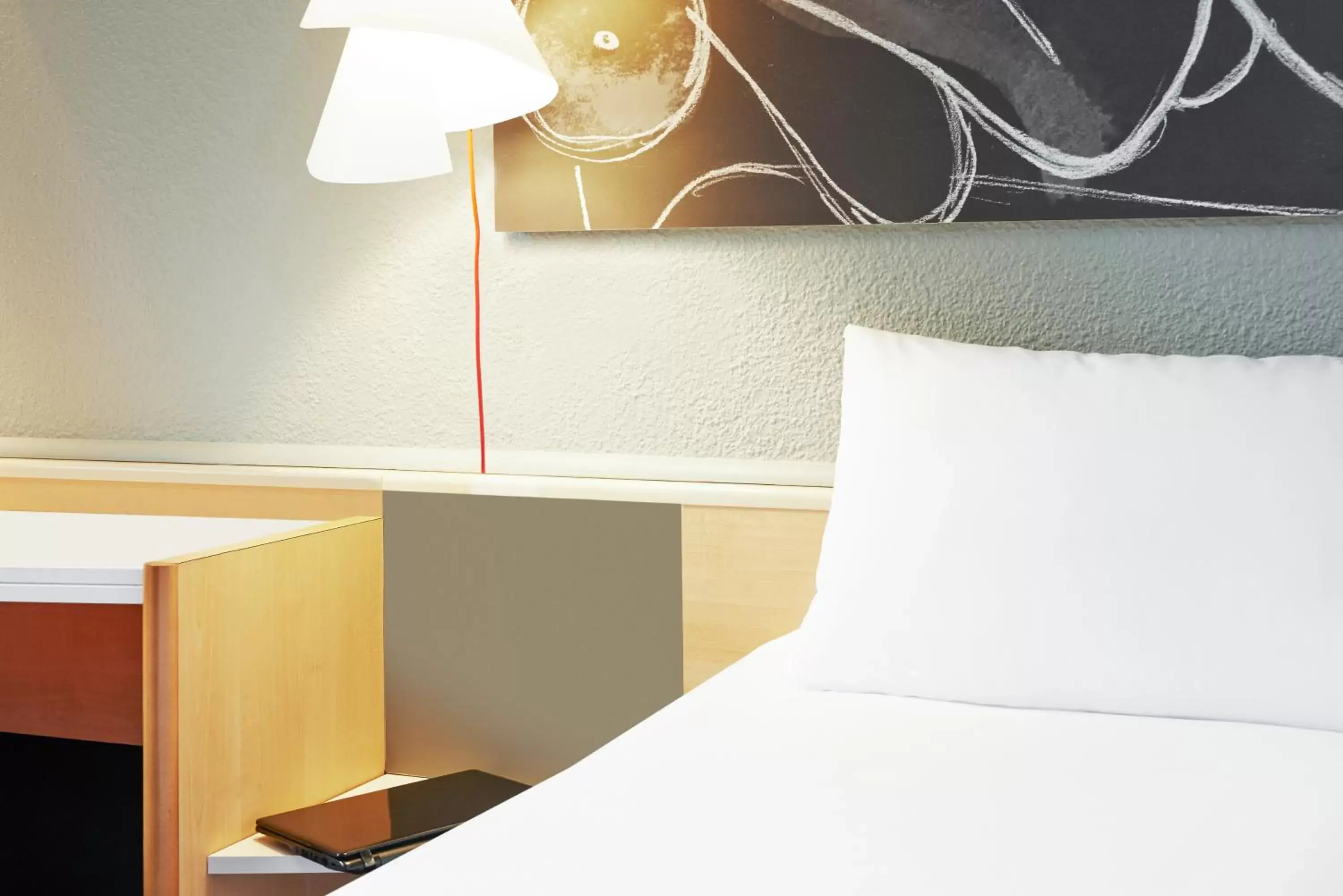 Bedroom, Bed in ibis Strasbourg Centre Historique Bedroom, Bed in ibis Strasbourg Centre Historique