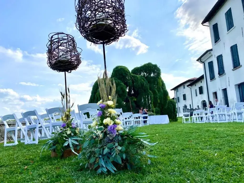 Garden in Hotel Villa Policreti