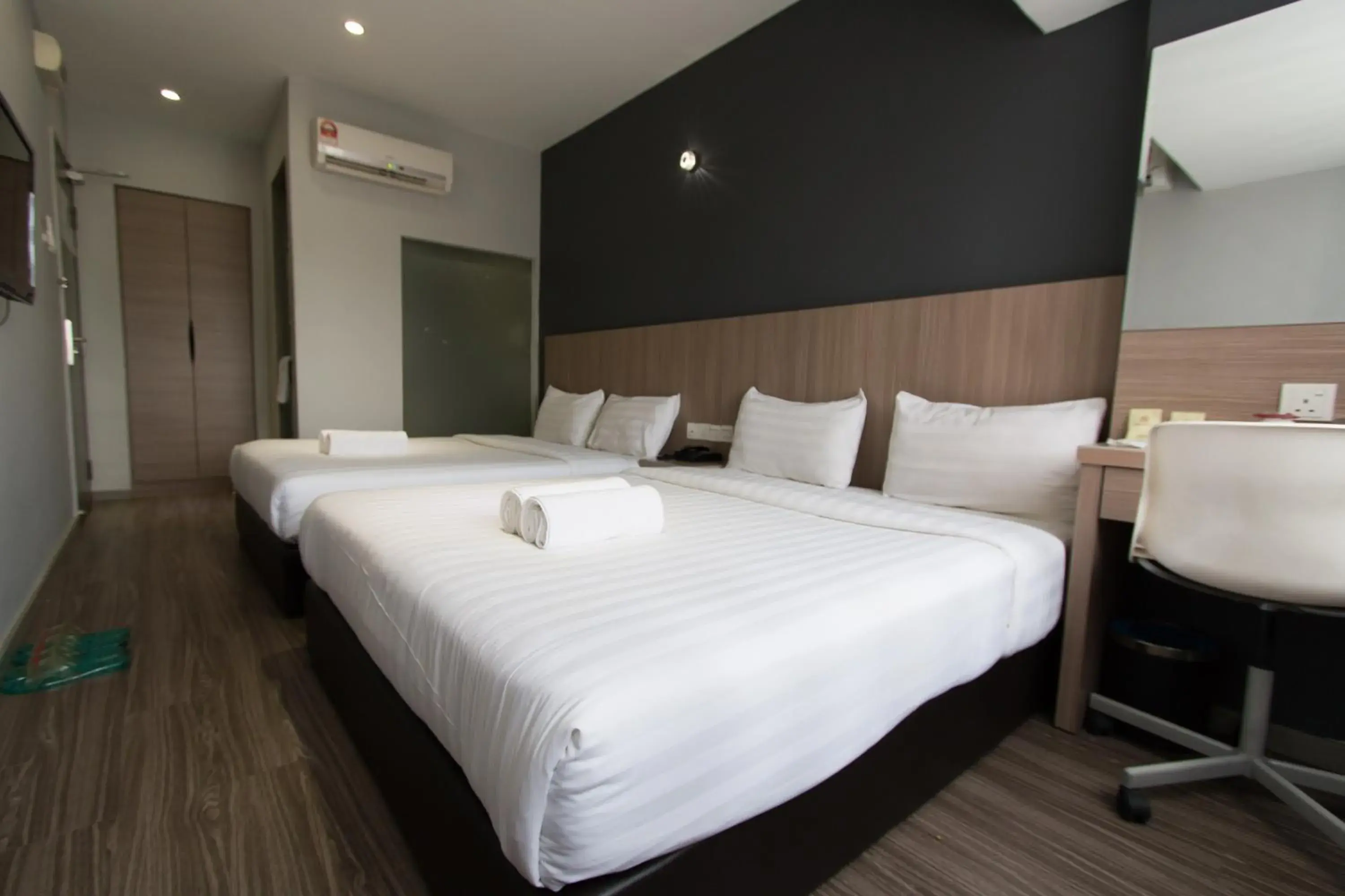 Bed in Hotel 99 SS2 Petaling Jaya