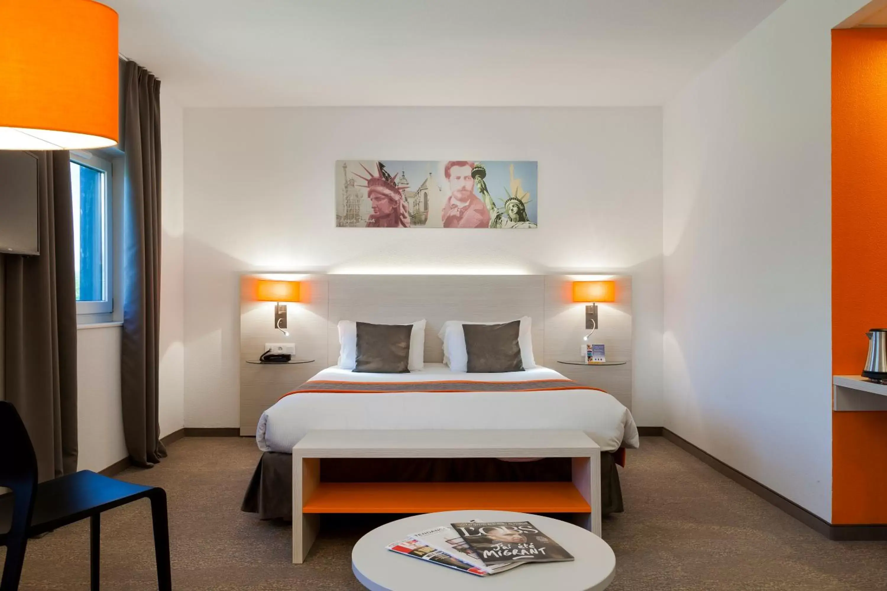 Photo of the whole room, Bed in Comfort Hotel Expo Colmar