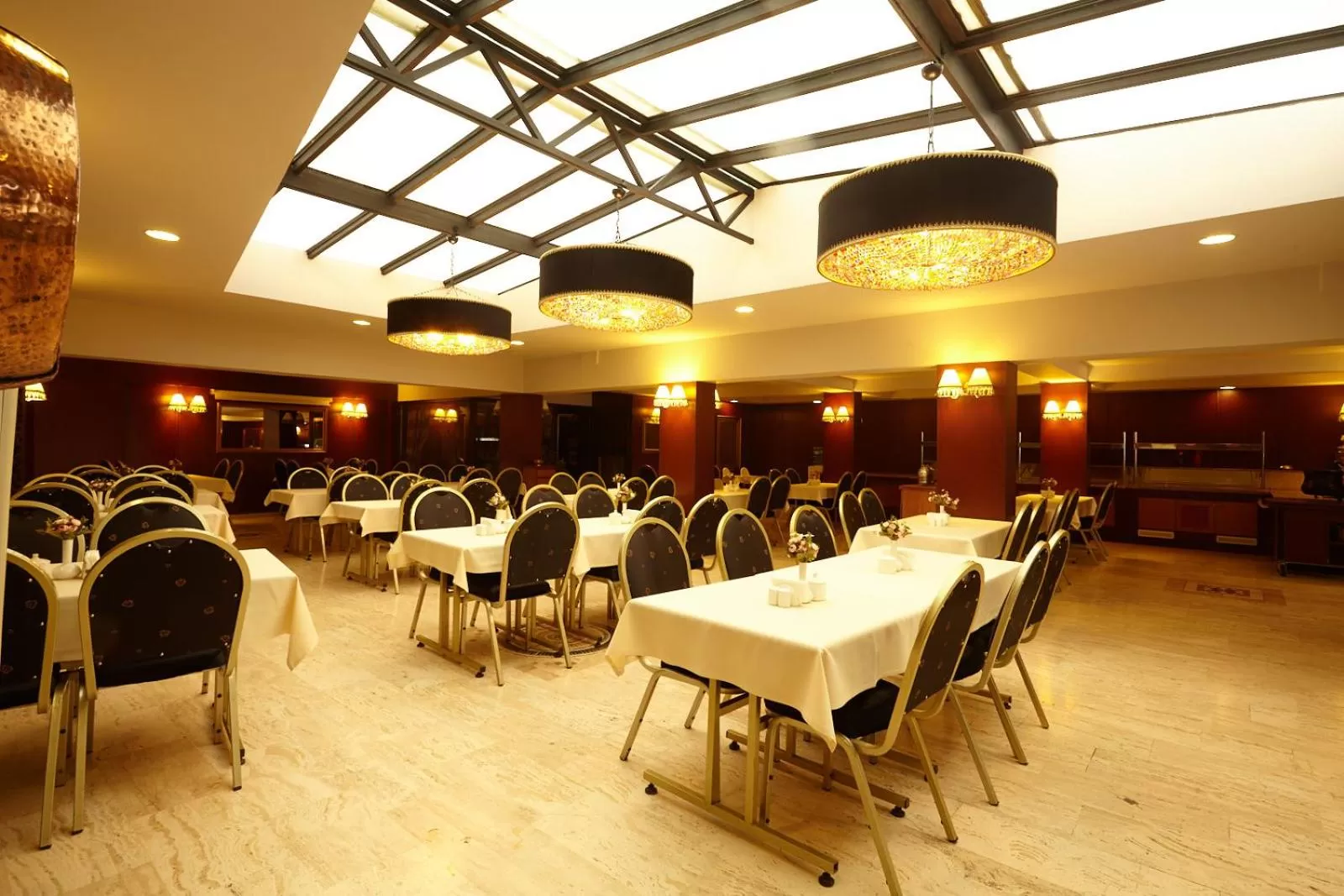 Restaurant/places to eat in Boyuguzel Termal Hotel
