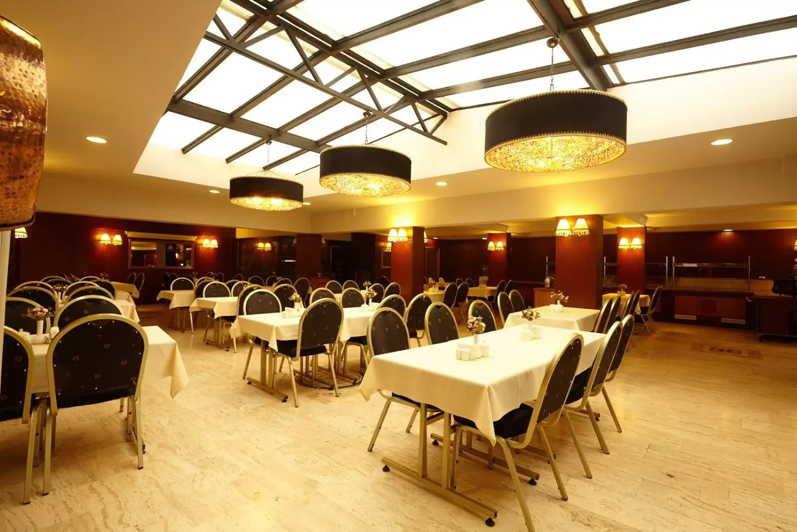 Restaurant/Places to Eat in Boyuguzel Termal Hotel