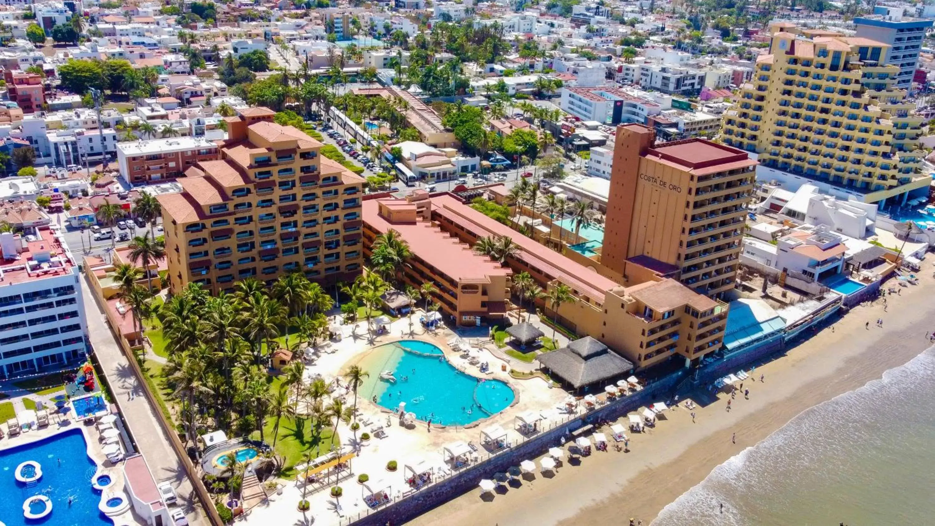 View (from property/room), Bird's-eye View in Costa de Oro Beach Hotel