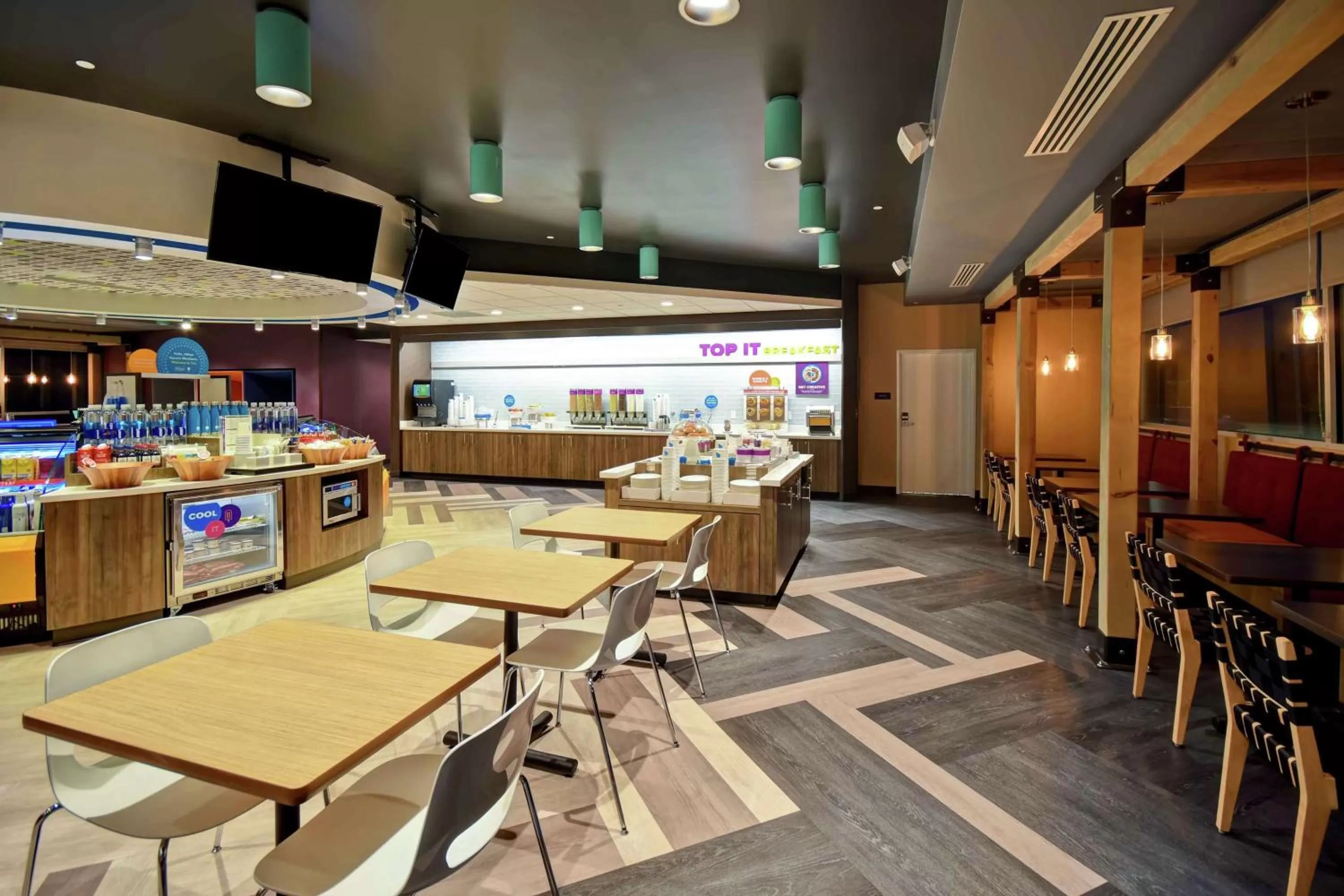 Dining area in Tru By Hilton North Platte