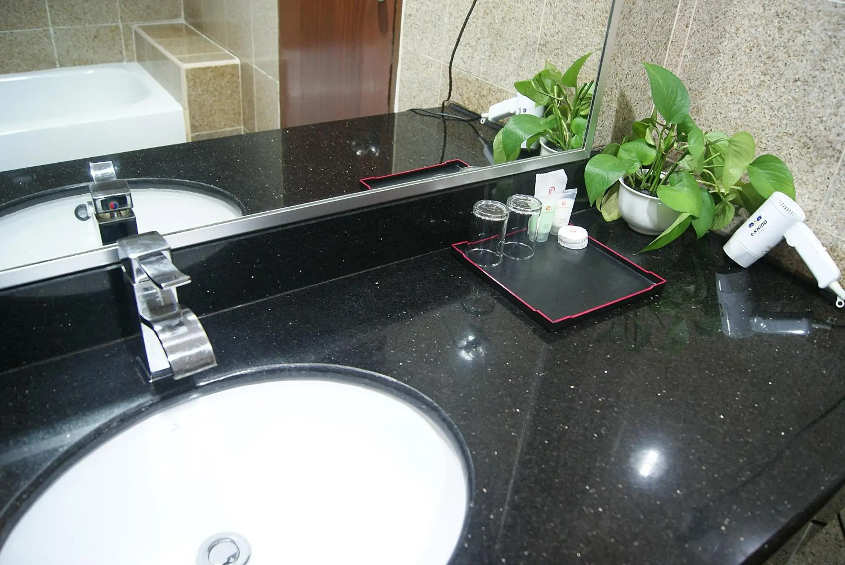 Bathroom in Tang Dynasty Bay Hotel