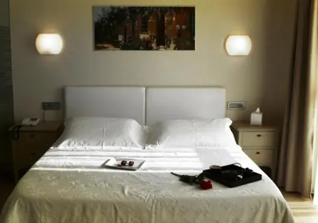 Decorative detail, Bed in Hotel Piccolo Principe
