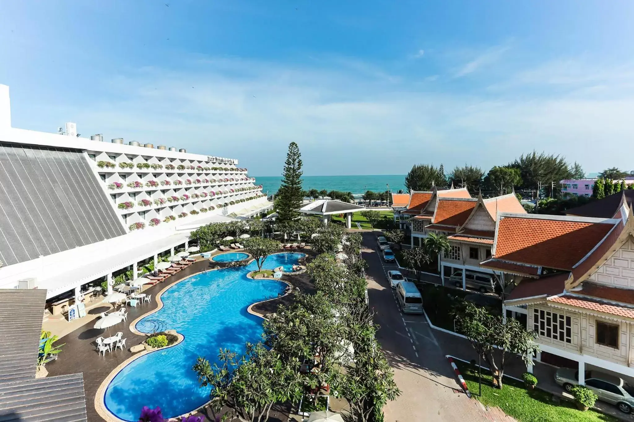 Pool View in Methavalai Hotel