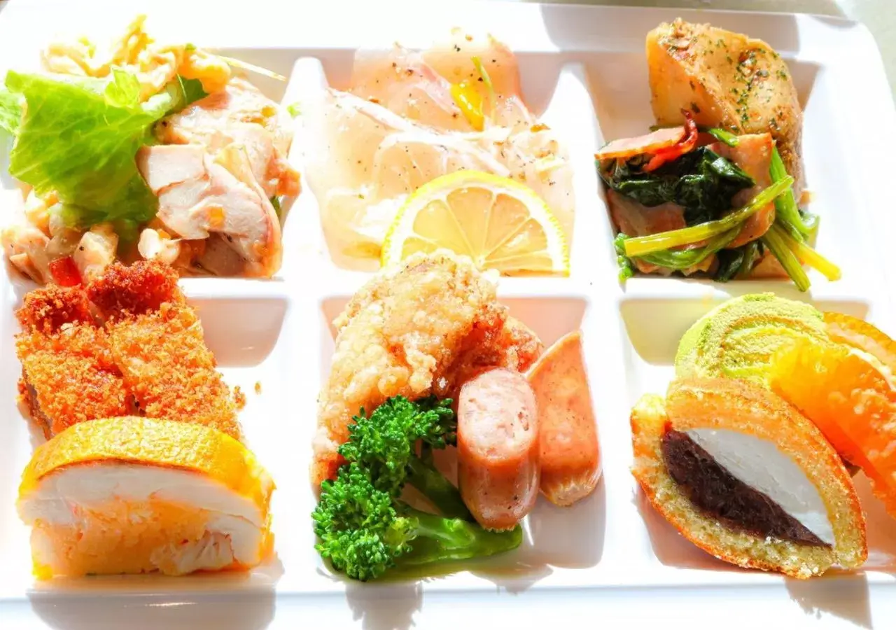 Restaurant/places to eat in APA Hotel Matsuyamajo-Nishi