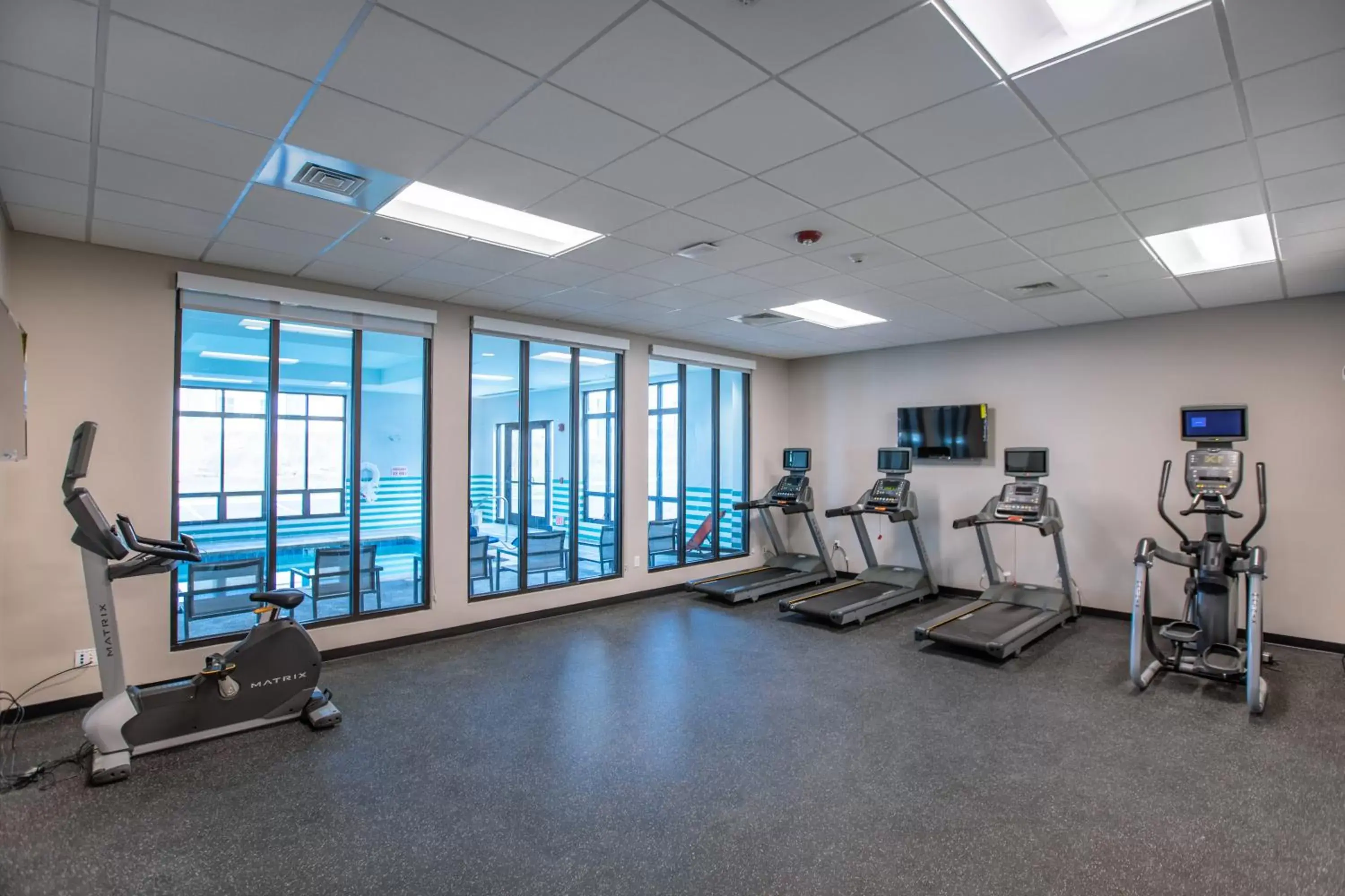 Fitness centre/facilities, Fitness Center/Facilities in Holiday Inn - Kansas City - Northeast, an IHG Hotel