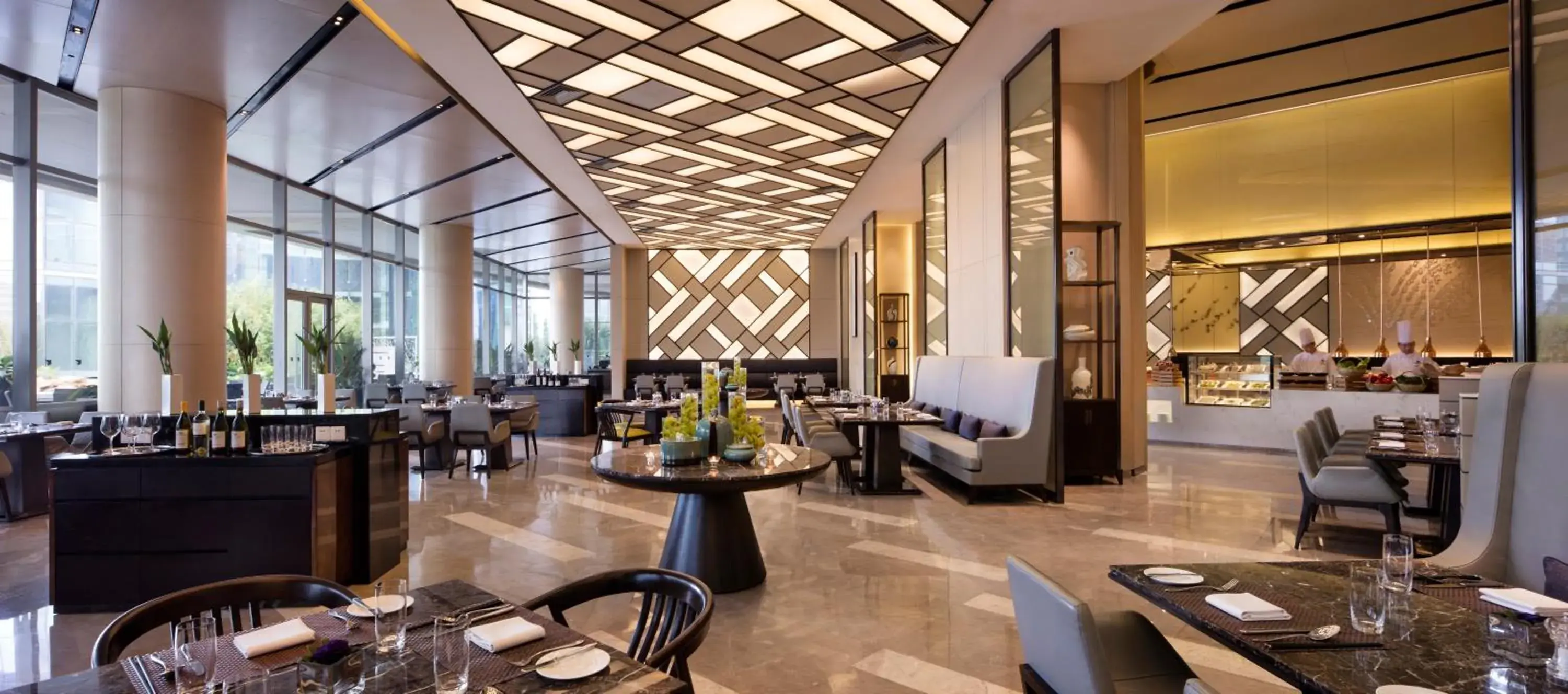 Breakfast, Restaurant/Places to Eat in JW Marriott Hotel Shenzhen Bao'an International Airport