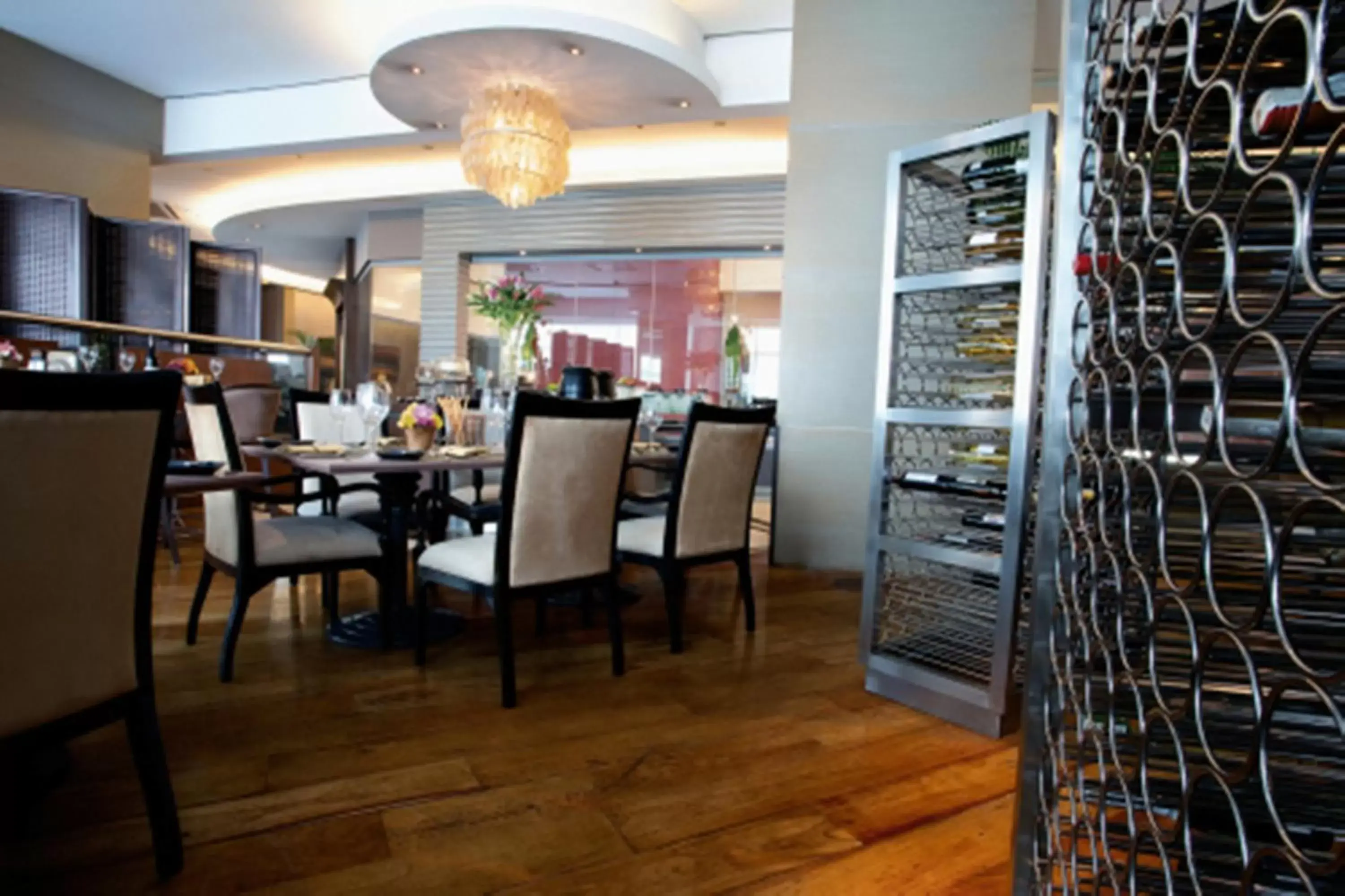 Food and drinks, Restaurant/Places to Eat in Discovery Suites Manila, Philippines