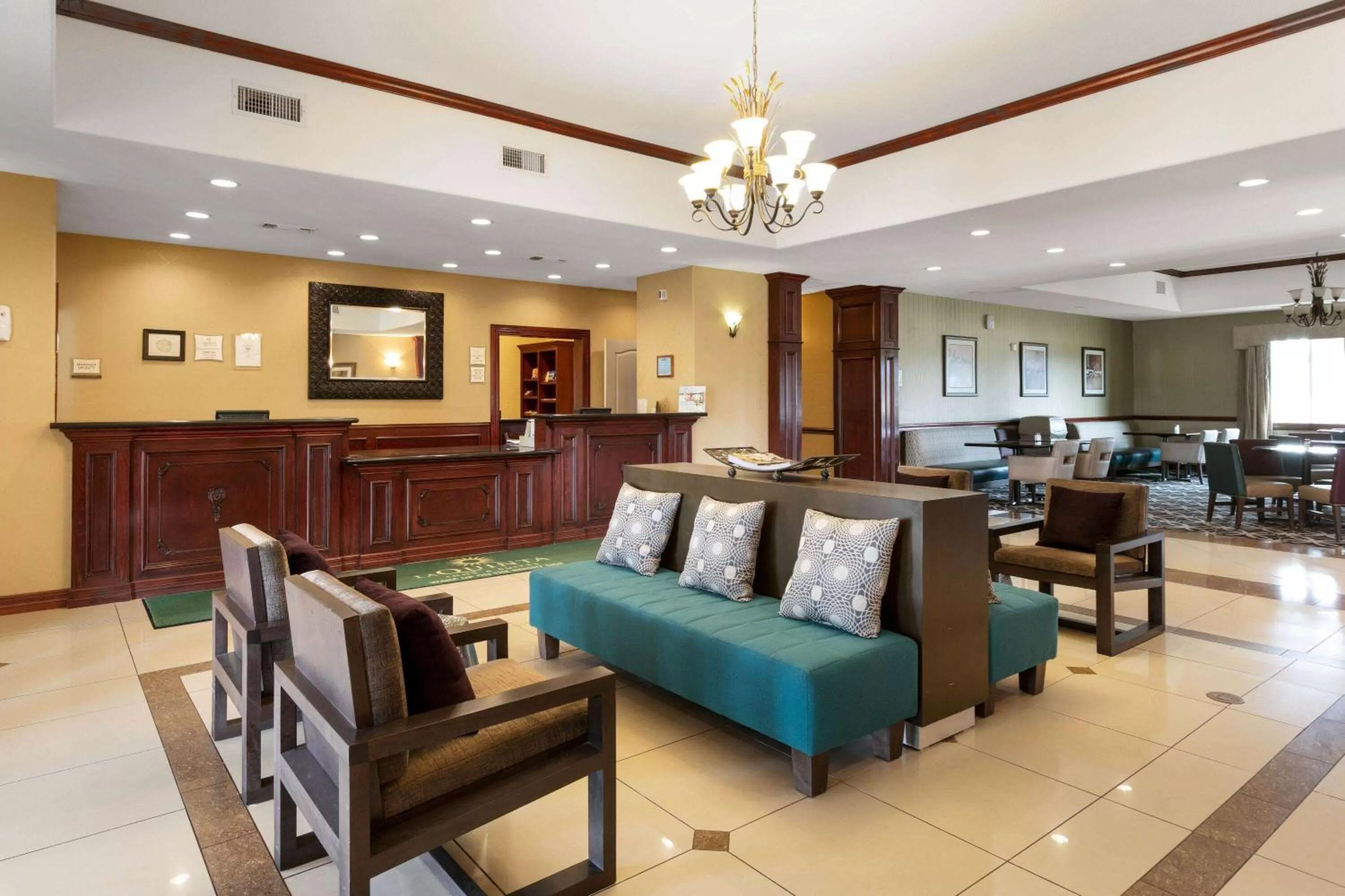 Lobby or reception in La Quinta by Wyndham Lindale