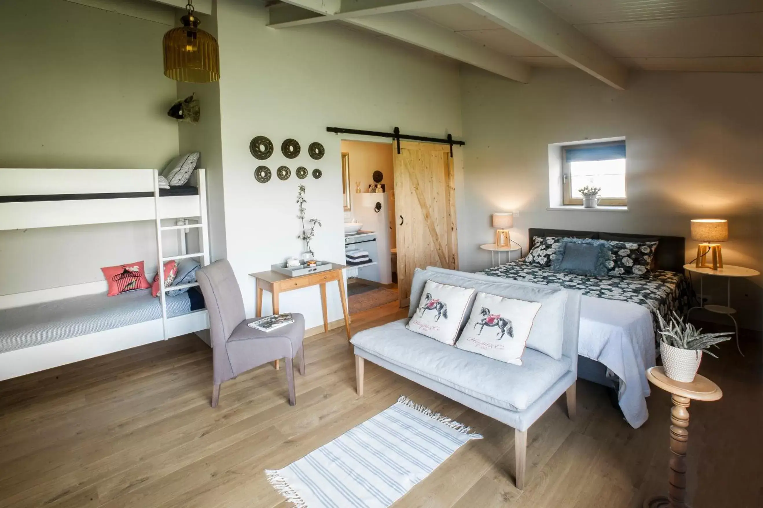 Family Room with Garden View in B&B De Vossenbarm Family Room with Garden View in B&B De Vossenbarm