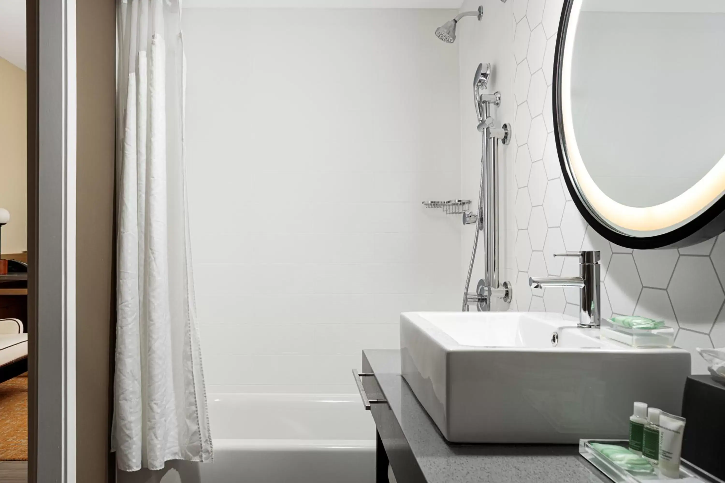 Bathroom in Holiday Inn & Suites Nashville Downtown Broadway Bathroom in Holiday Inn & Suites Nashville Downtown Broadway