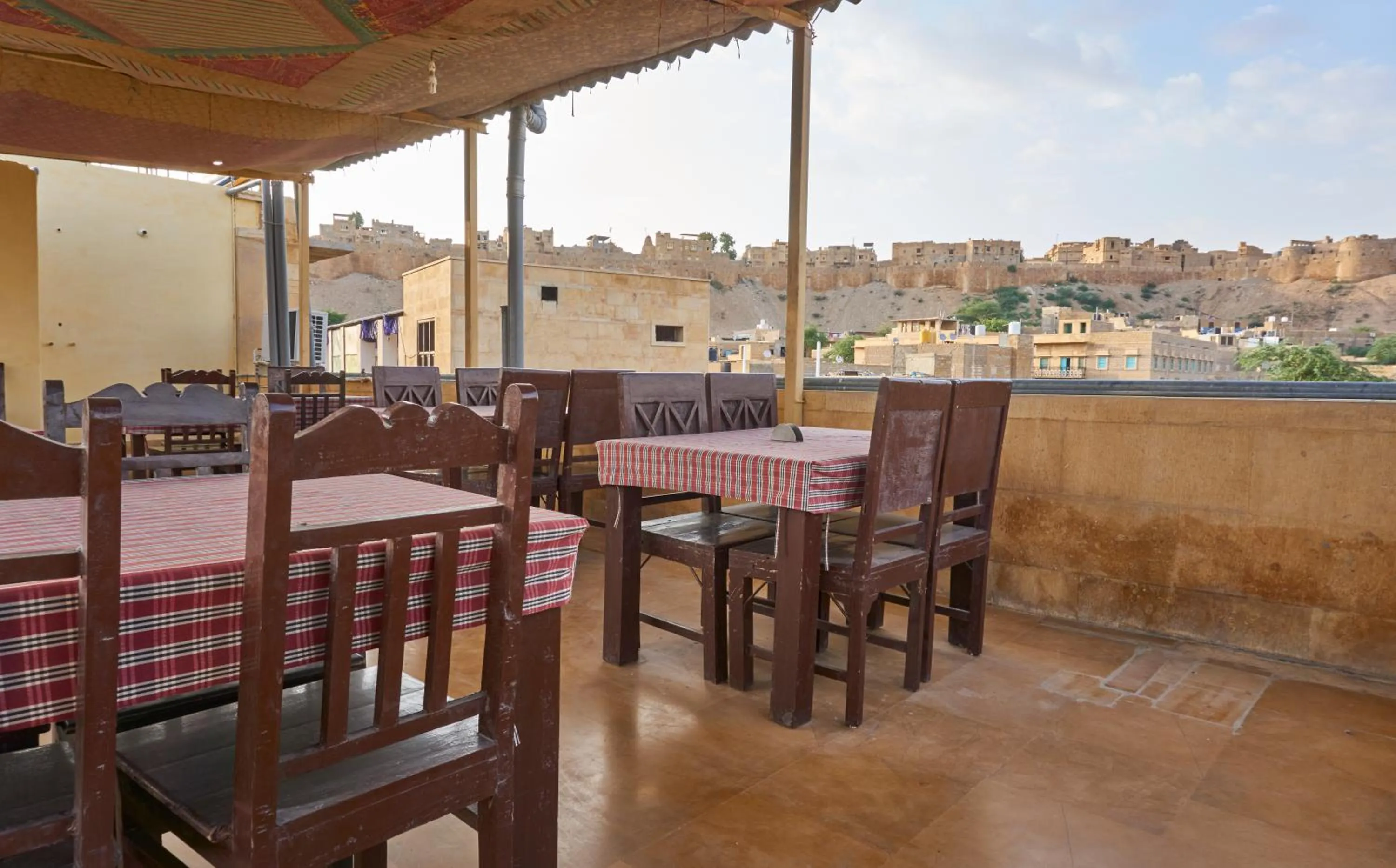 Restaurant/places to eat in Hotel Royal Haveli