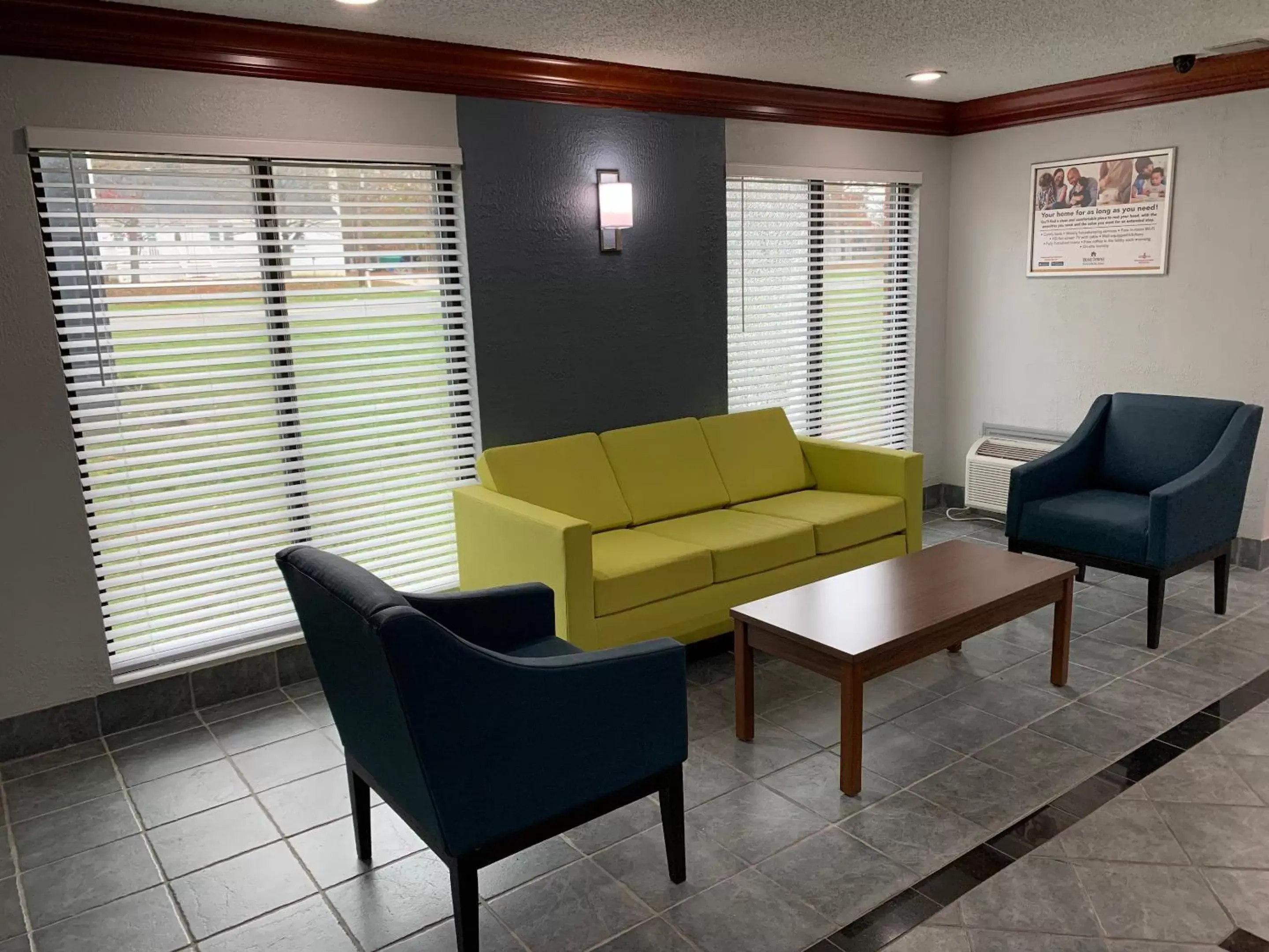 Lobby or reception in HomeTowne Studios by Red Roof Egg Harbor-Atlantic City Airport Lobby or reception in HomeTowne Studios by Red Roof Egg Harbor-Atlantic City Airport