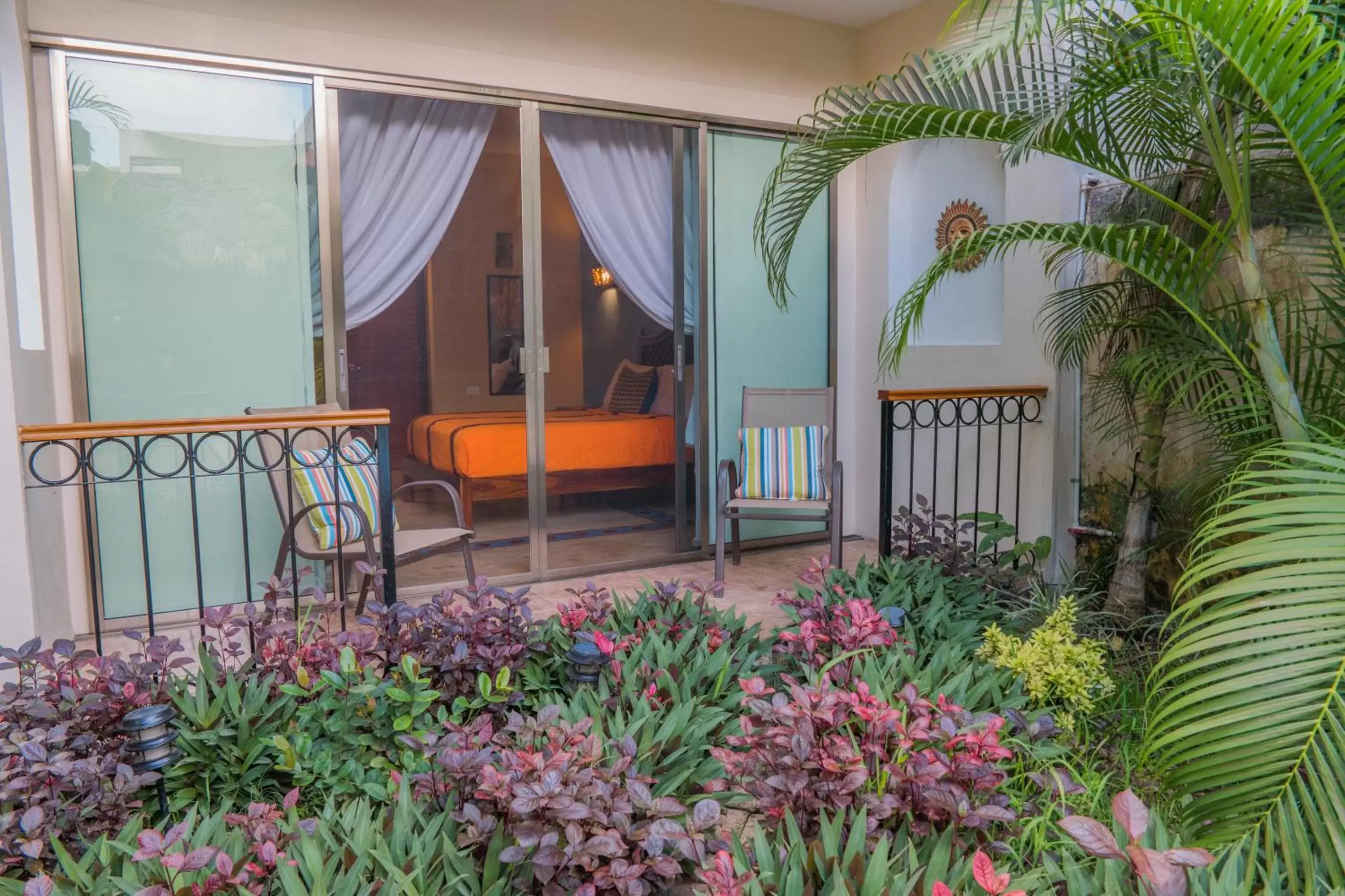 Balcony/Terrace, Patio/Outdoor Area in Casa Del Maya Bed & Breakfast