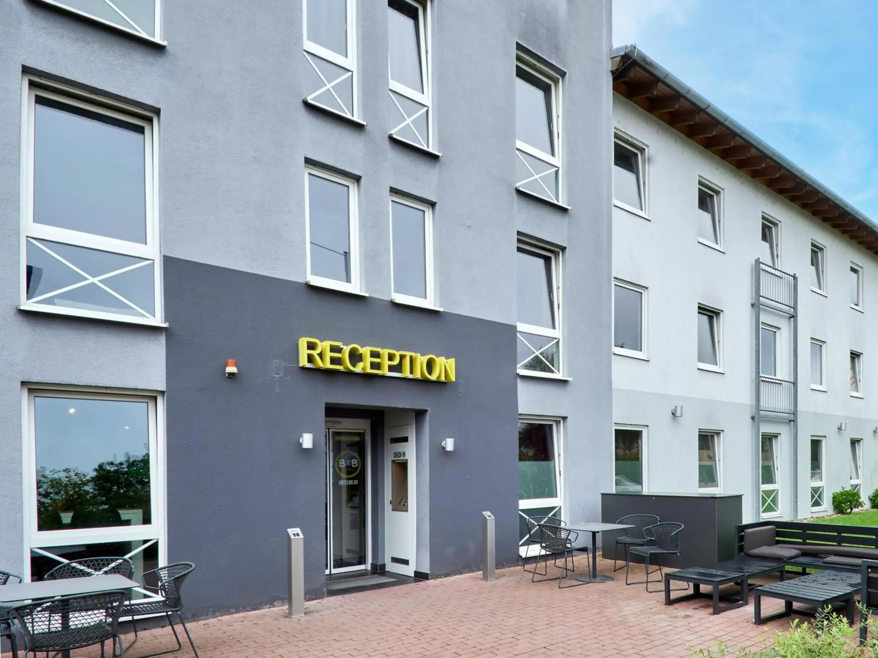 Property building in B&B Hotel Offenbach-Süd Property building in B&B Hotel Offenbach-Süd