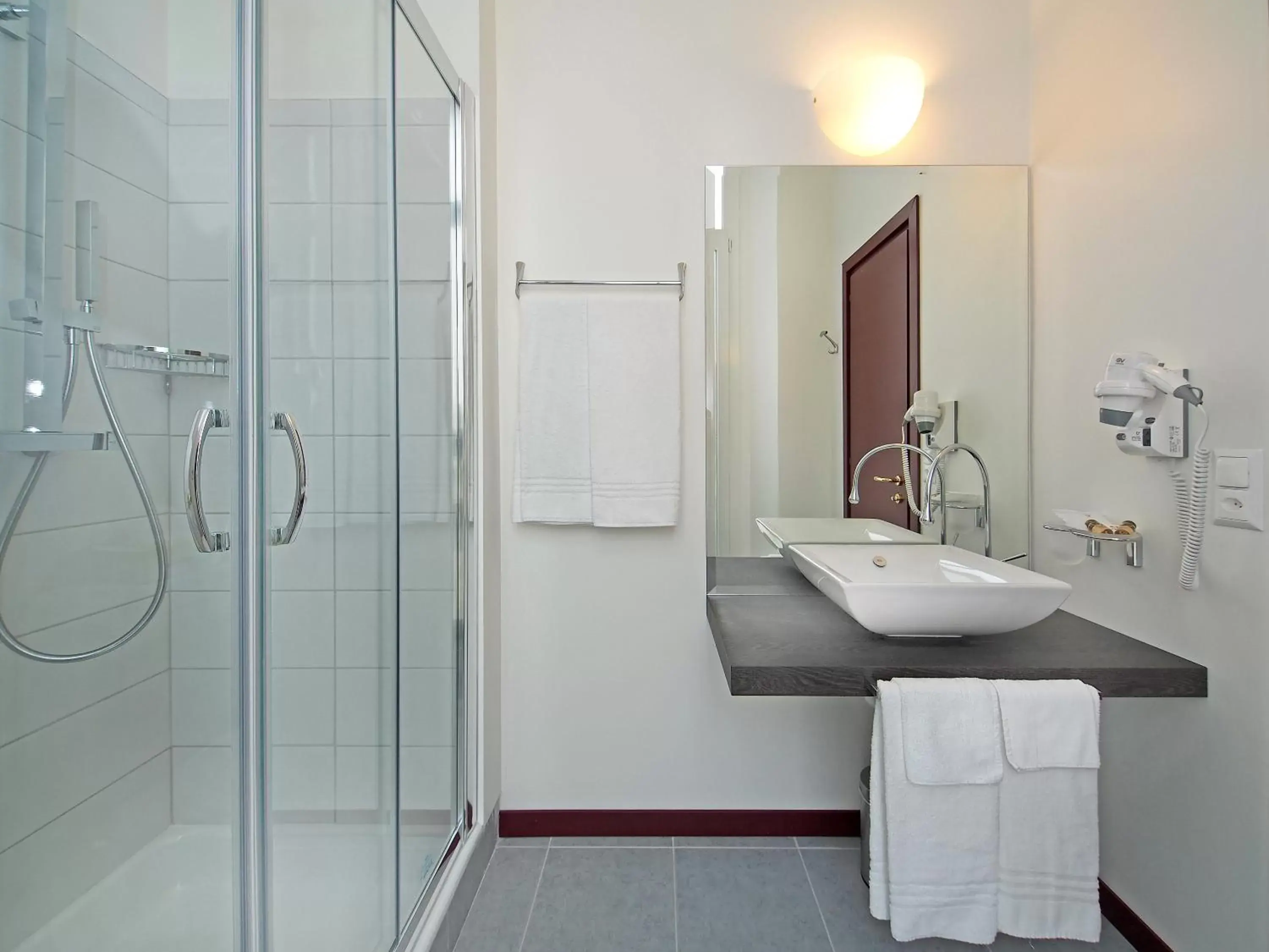 Bathroom in Hotel Rio Garni