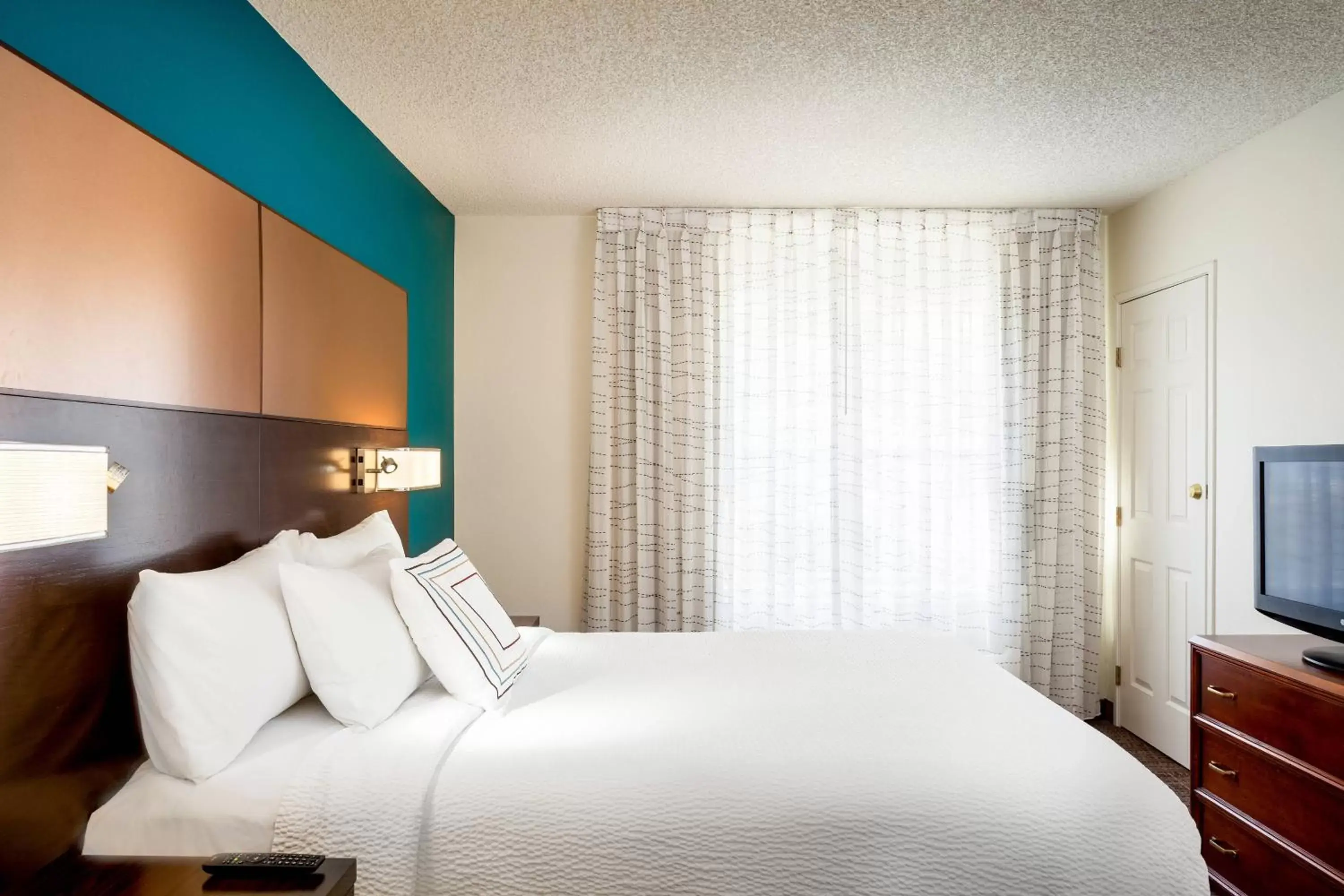 One-Bedroom Queen Suite with Sofa Bed in Residence Inn by Marriott Las Vegas Henderson/Green Valley