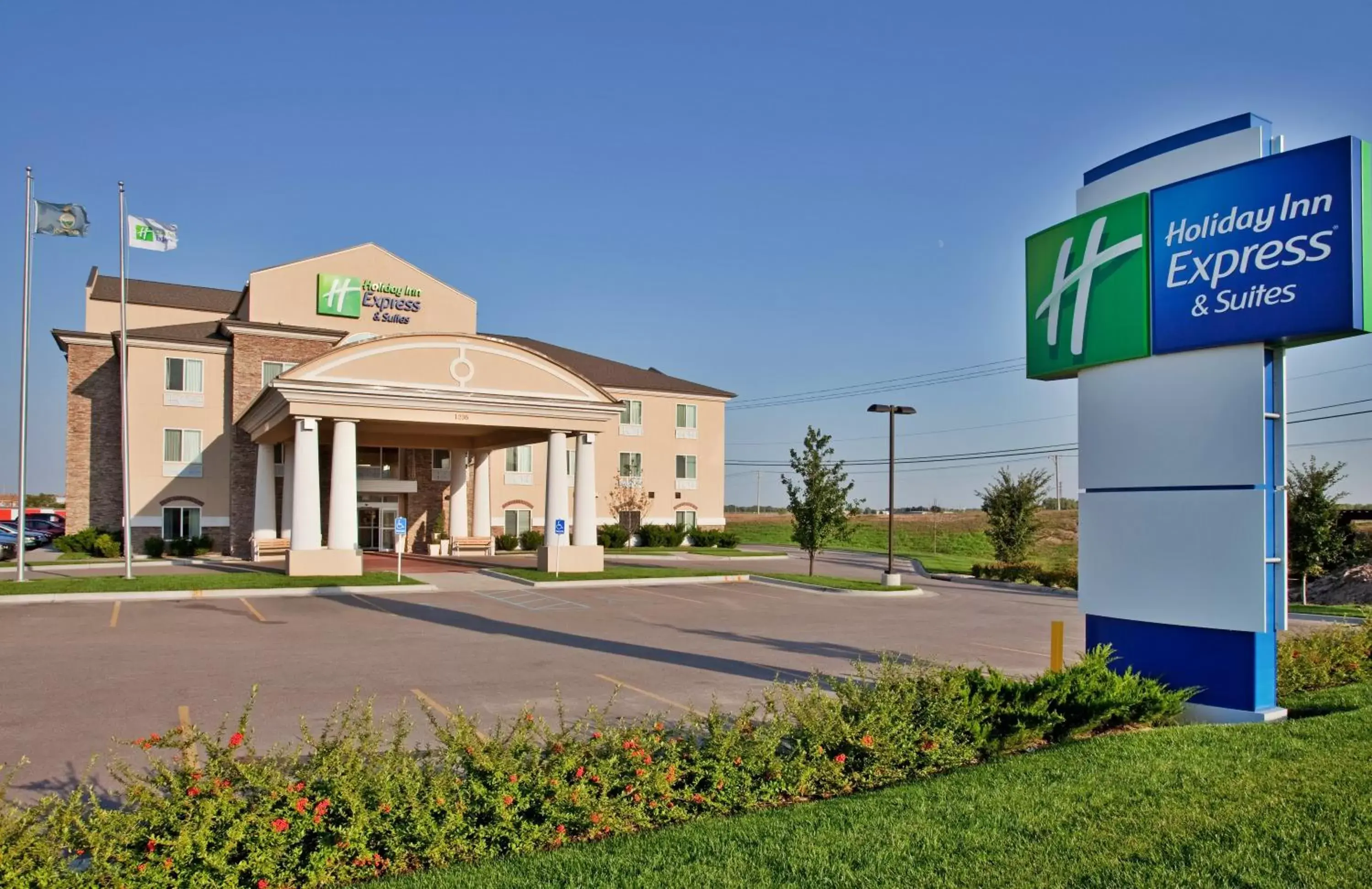 Property Building in Holiday Inn Express Hotel & Suites Wichita Airport, an IHG Hotel