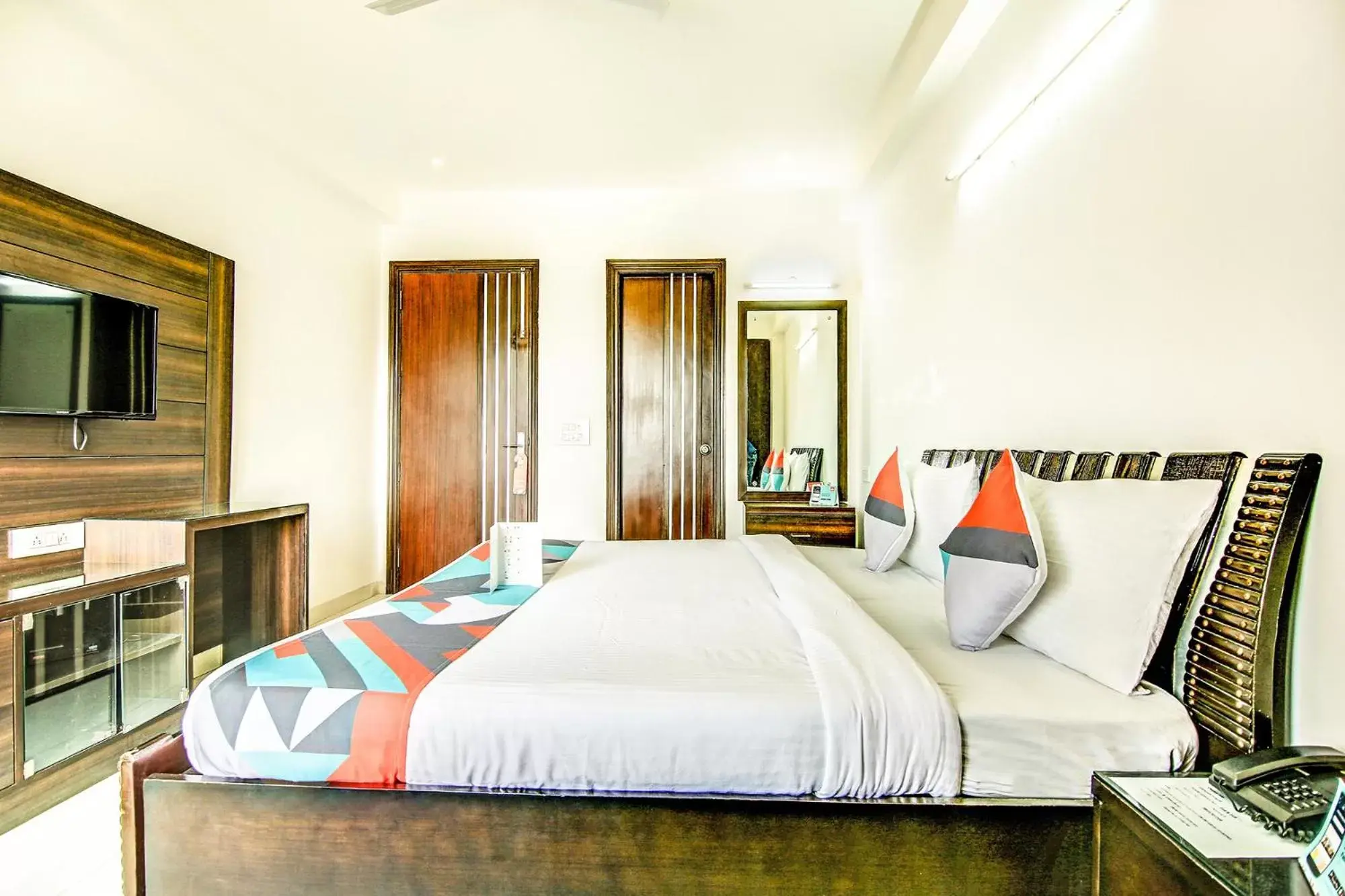 Bedroom, Bed in Via Hemkunt Residency Bedroom, Bed in Via Hemkunt Residency