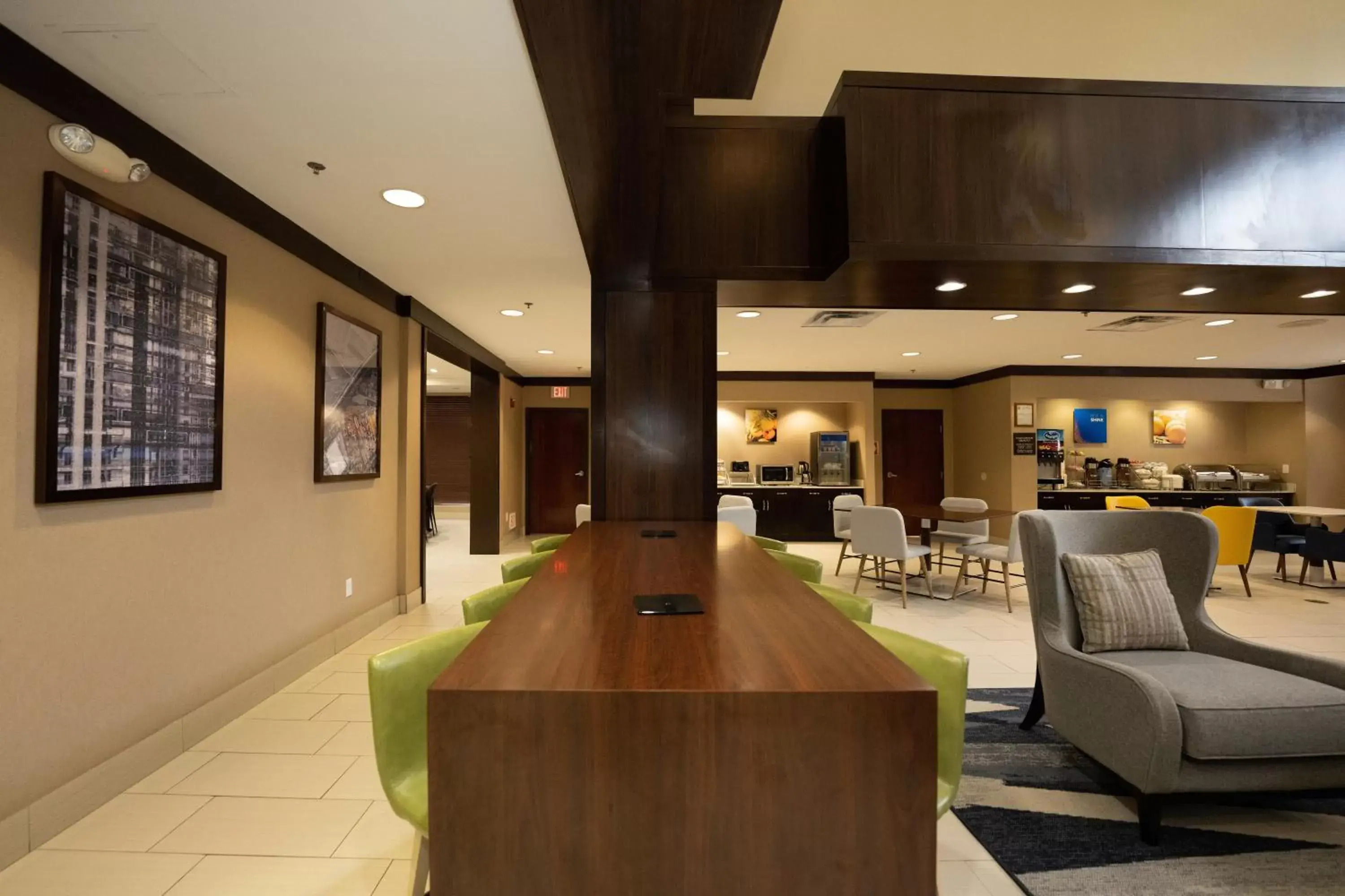 Lobby or reception, Lobby/Reception in Comfort Suites Houston West At Clay Road