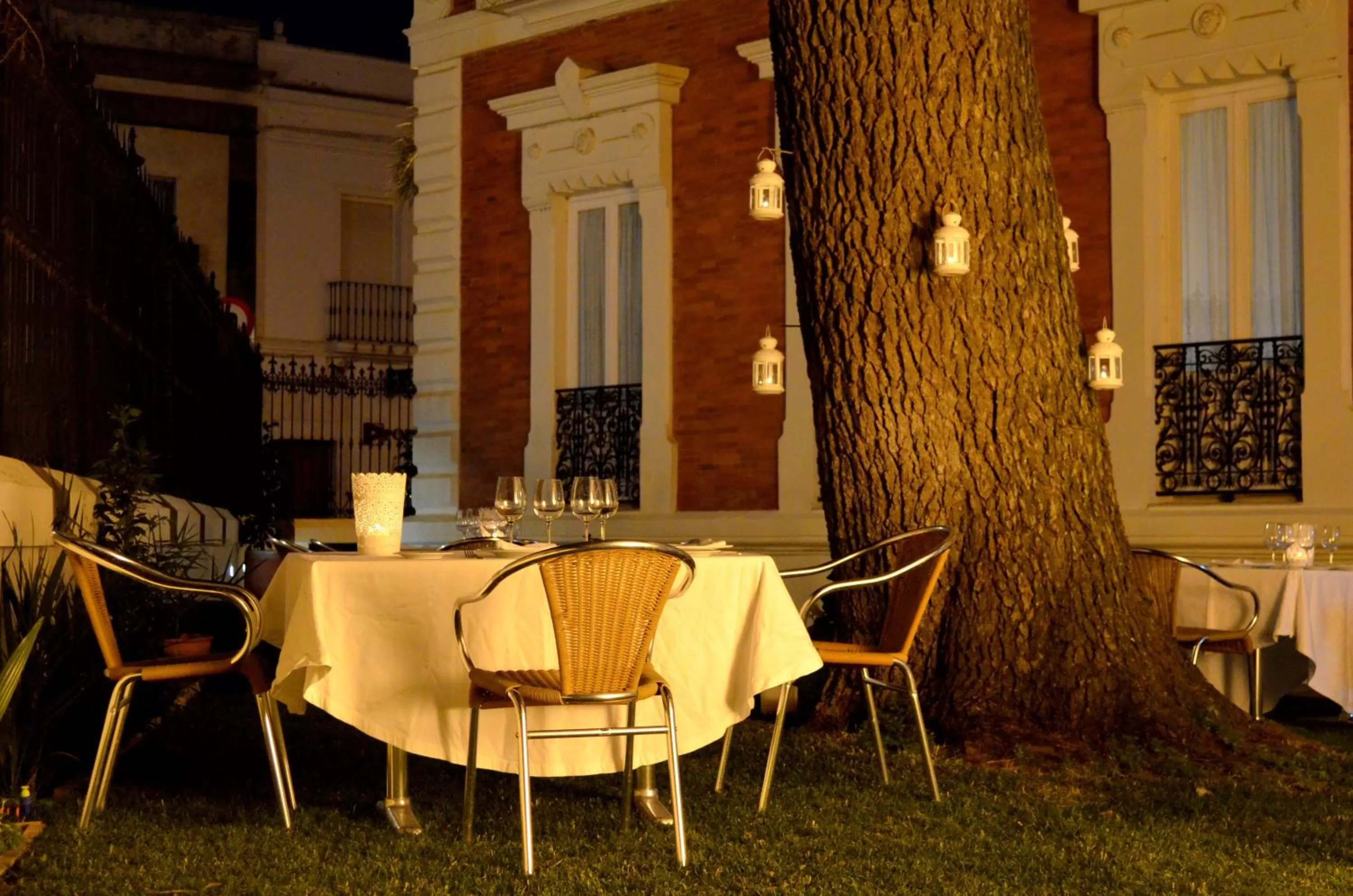 Restaurant/places to eat in Hotel Mirador de Llerena