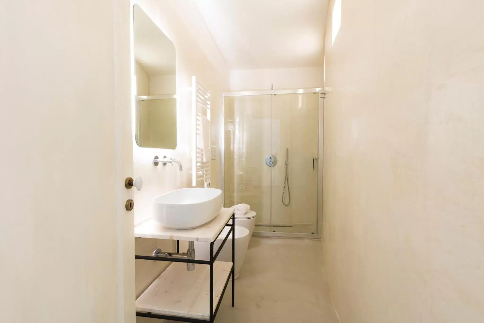 Bathroom in Palazzo Balsamo