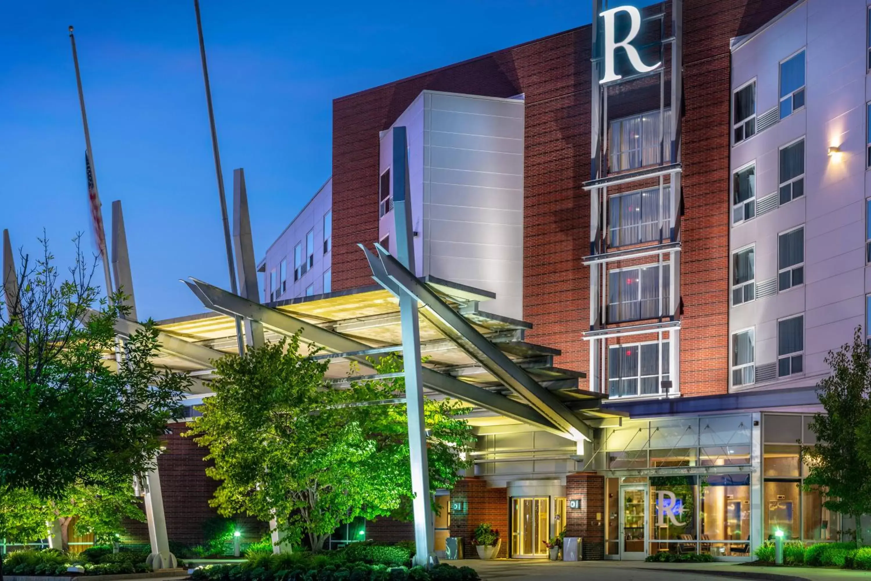 Property Building in Renaissance Boston Patriot Place Hotel