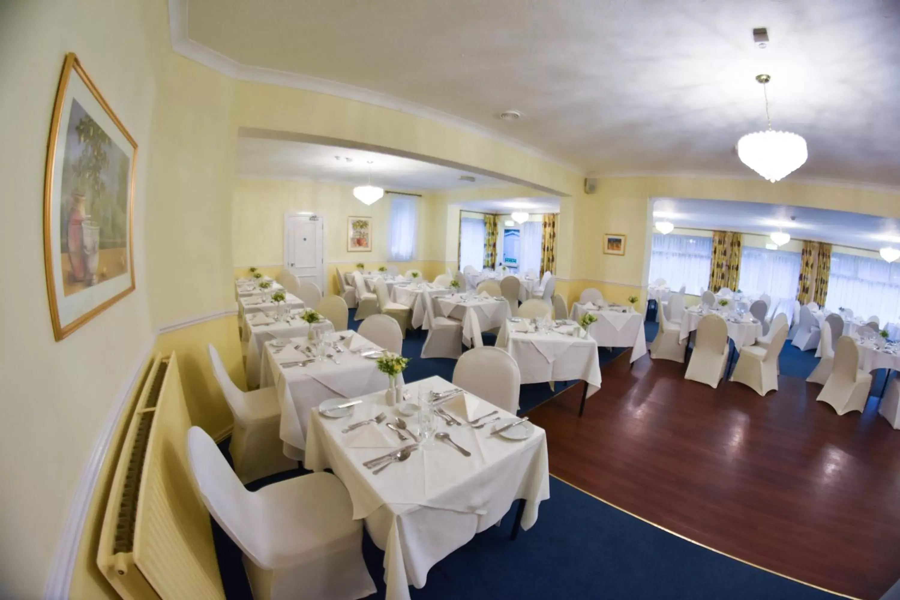 Restaurant/Places to Eat in The Mayfair Hotel - OCEANA COLLECTION