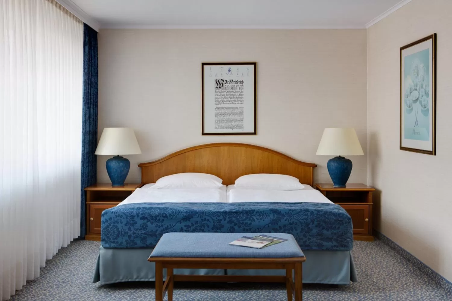 Bed in Dorint Parkhotel Meißen