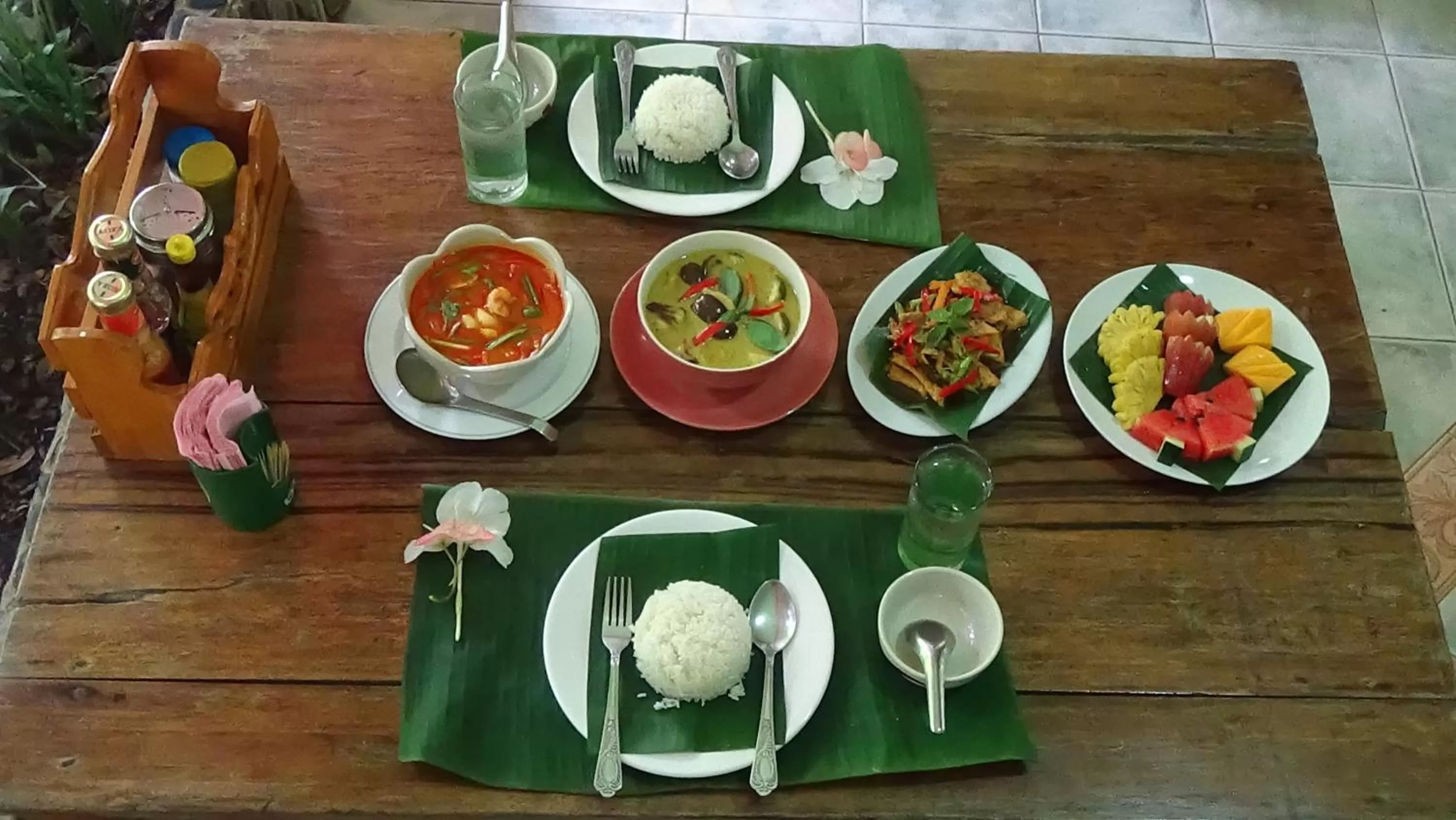 Restaurant/places to eat in Tree Tops River Huts