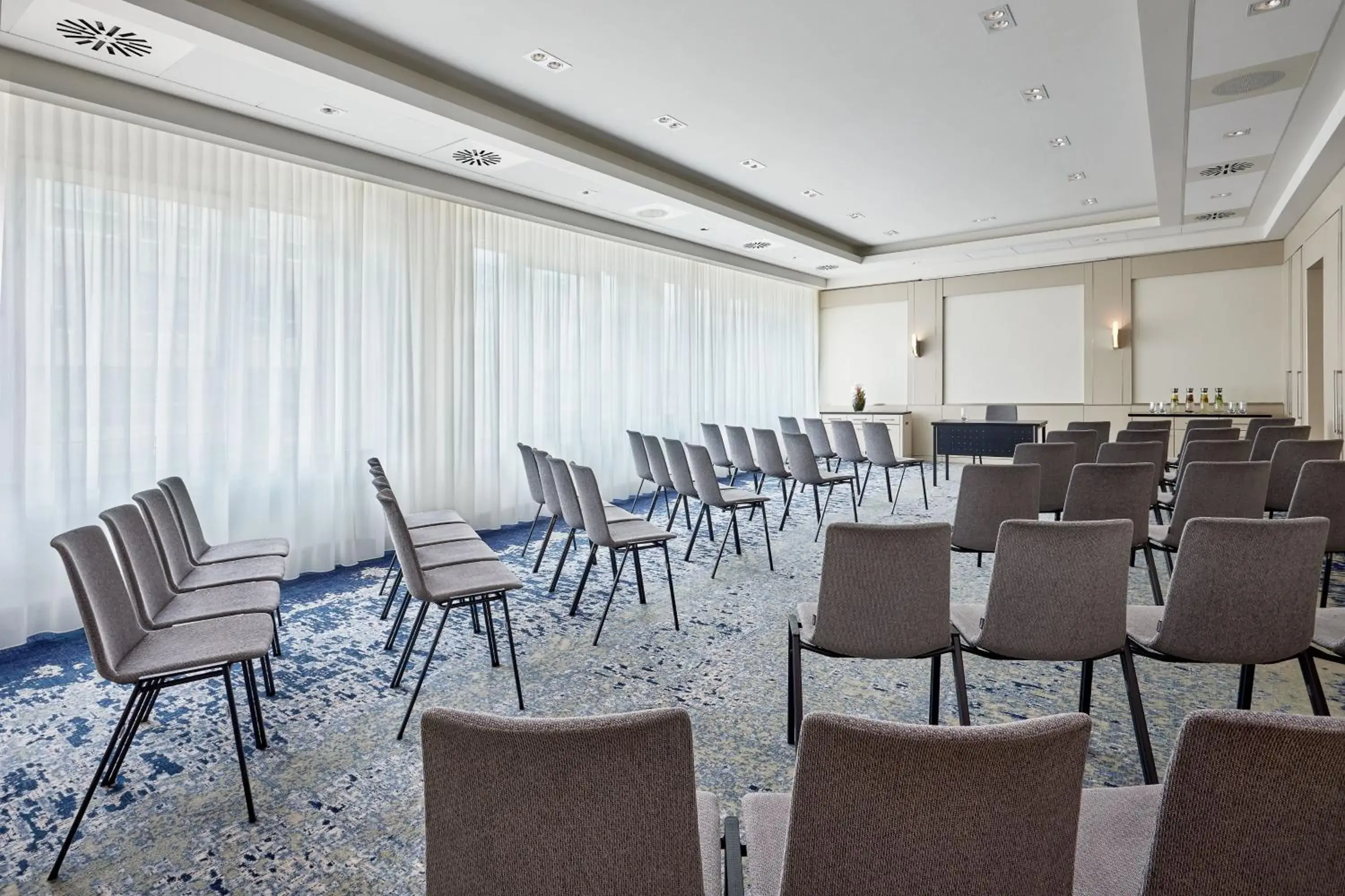 Meeting/conference room in The Westin Grand Frankfurt