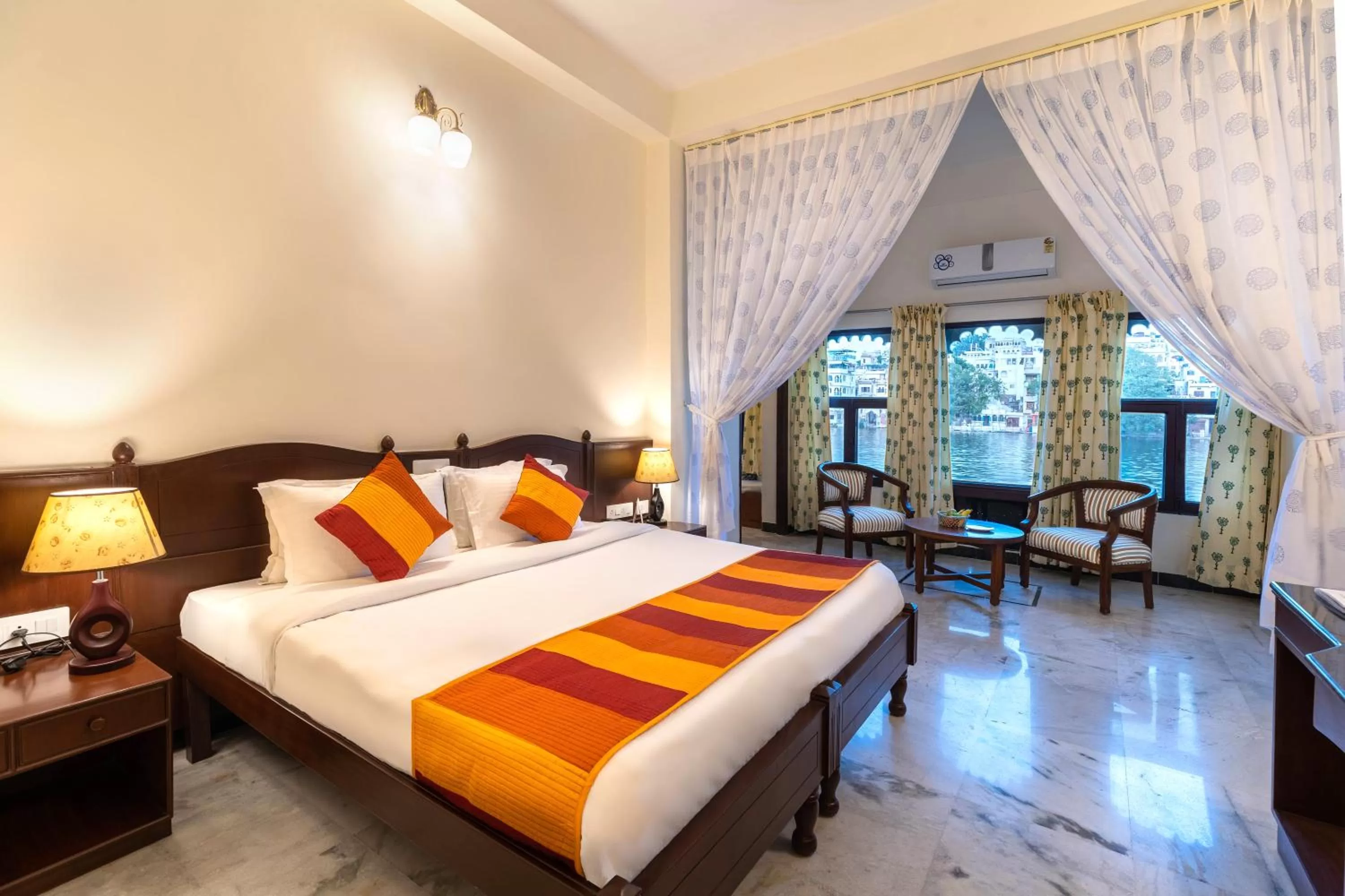 Photo of the whole room, Bed in Sarovar - Lake Facing Boutique Hotel On Lake Pichola