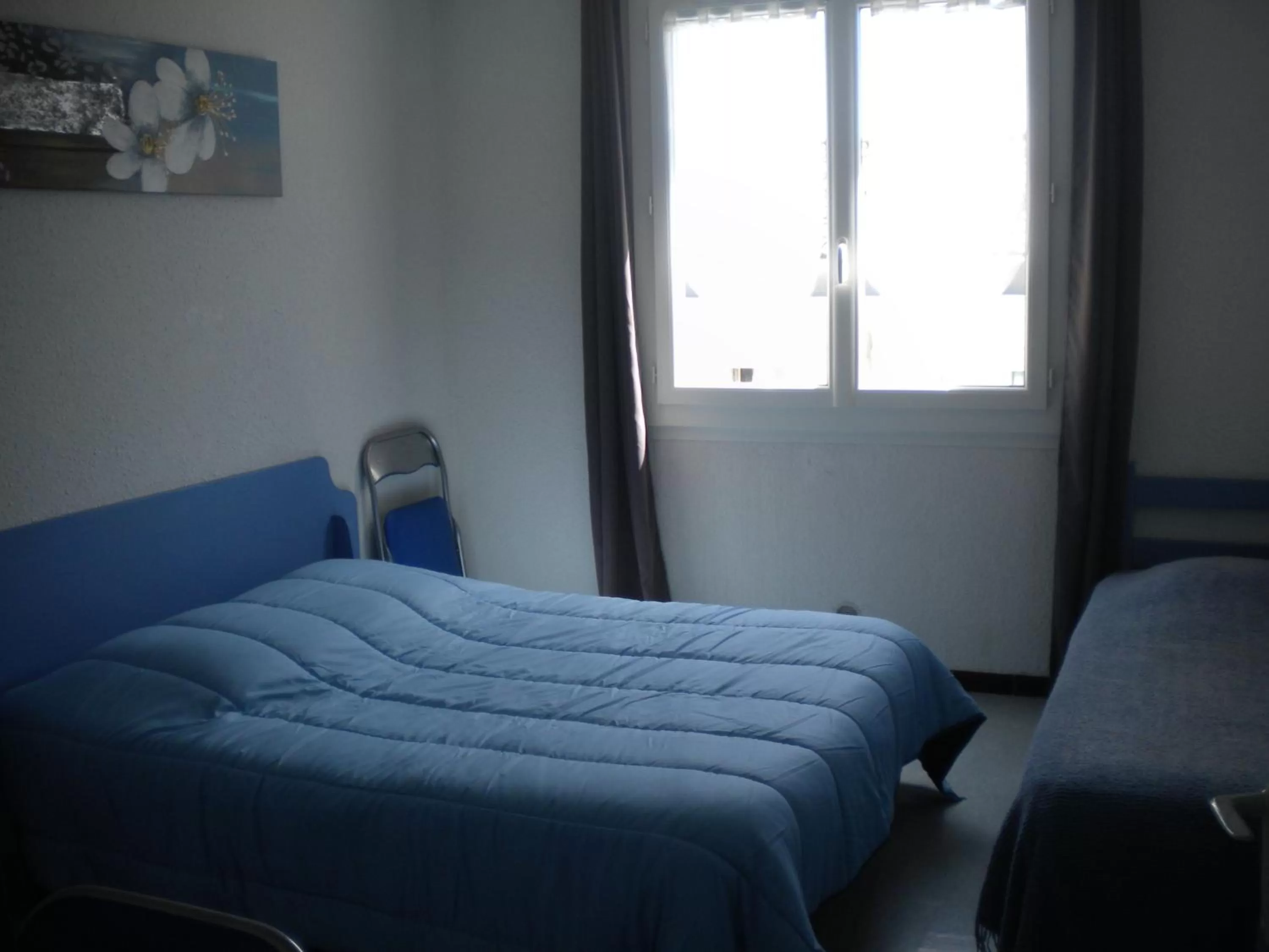 Bedroom, Bed in L 'Acropole