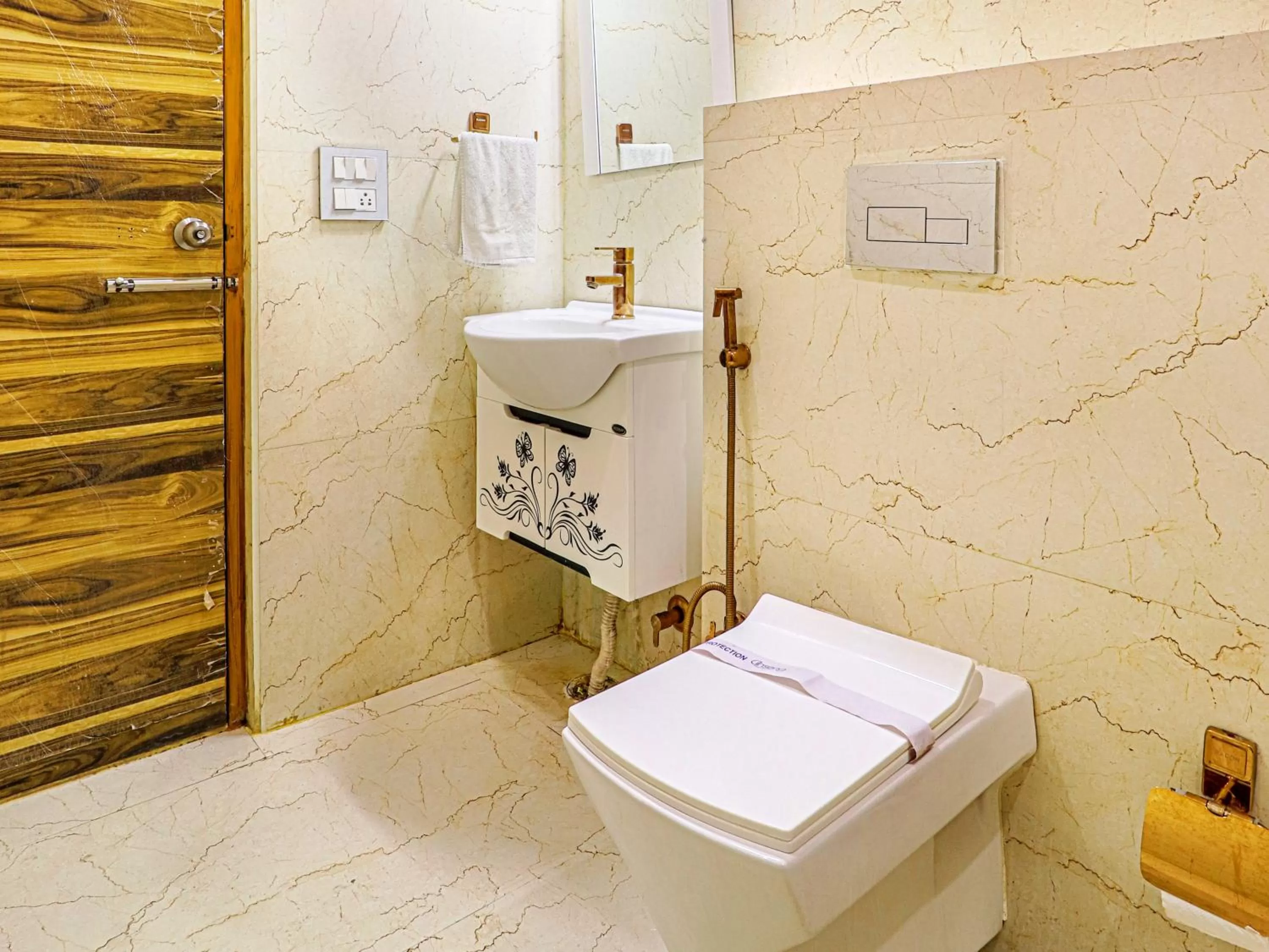 Bathroom in The Glory Hotel