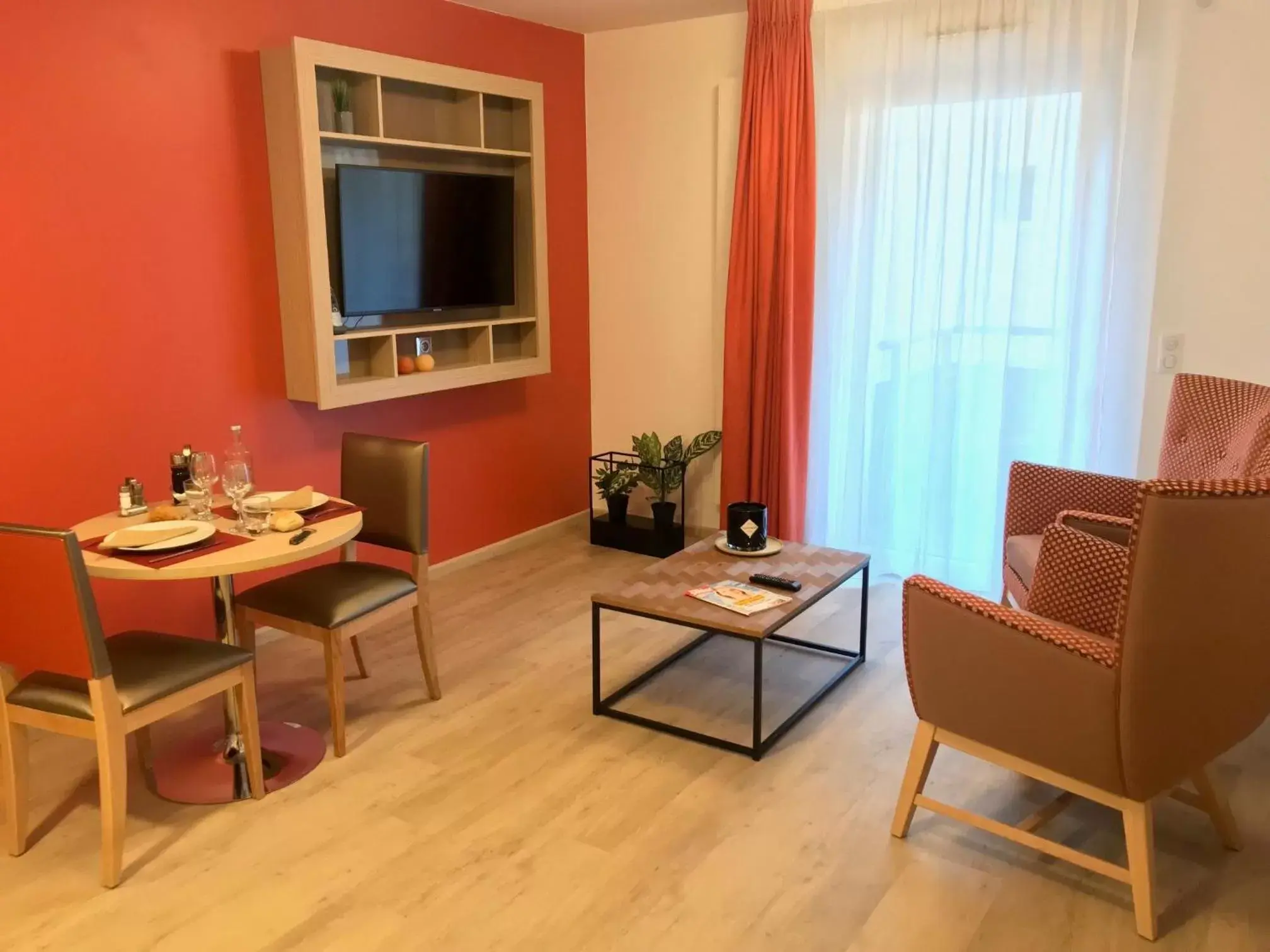 Living room, Seating Area in Chambéry Appart'S